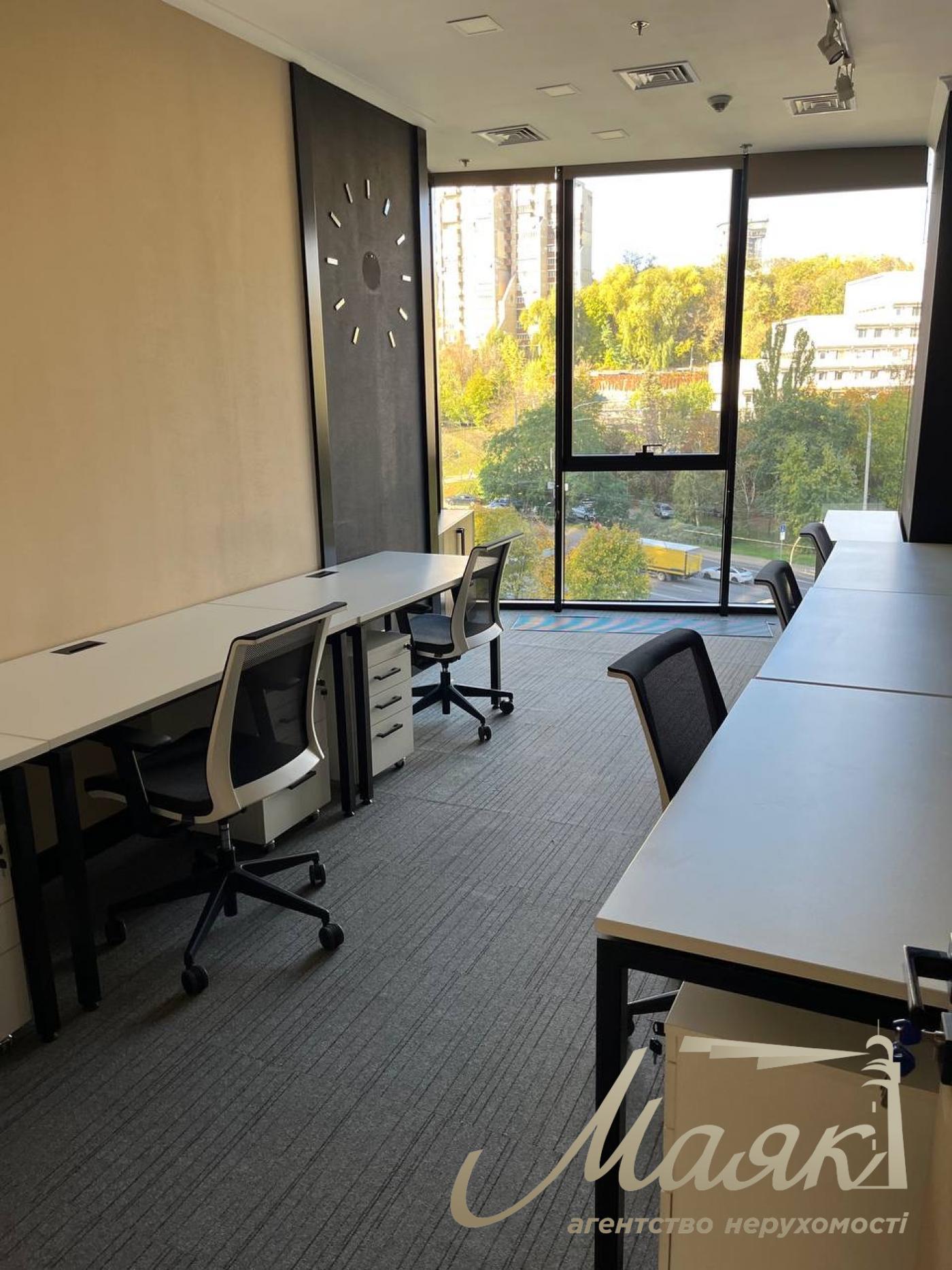 Furnished office for rent 244 sq.m. in BC IQ on Bolsunovskaya str.