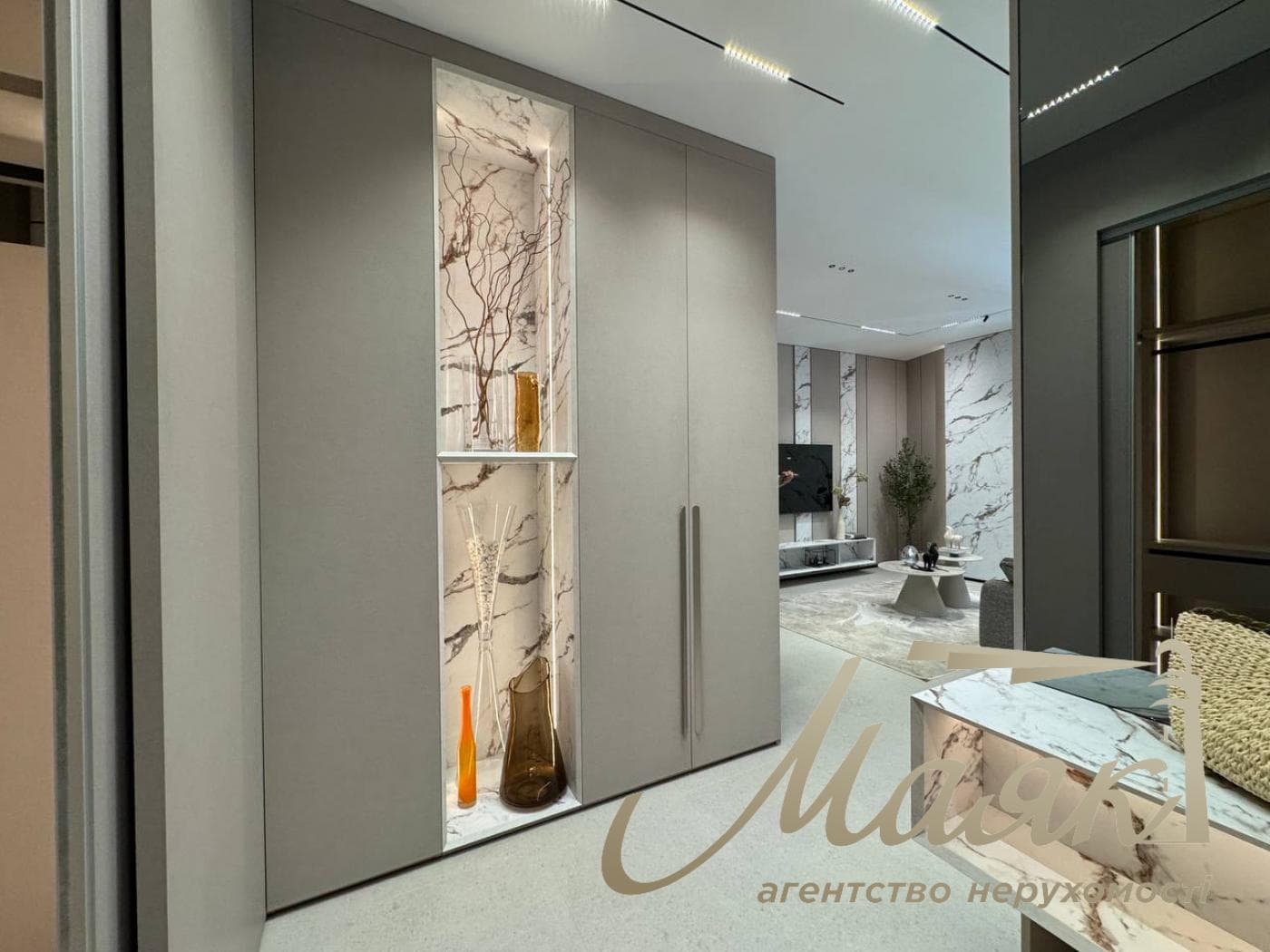 Продажа 3к квартиры, 103м2, Новопечерские Липки