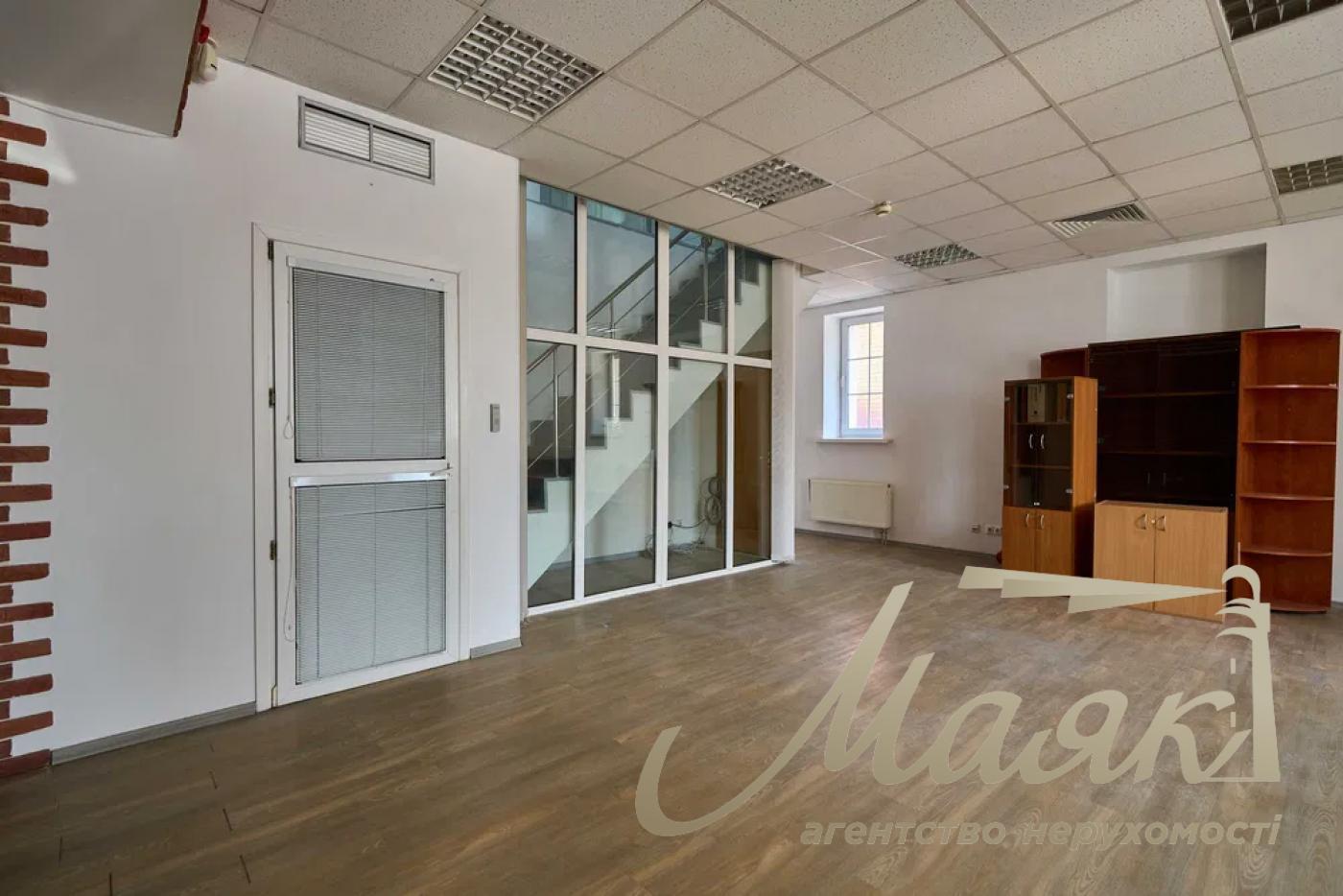 Аренда ОСЗ 1084 кв.м. по ул. Отто Шмидта, Татарка, Подол