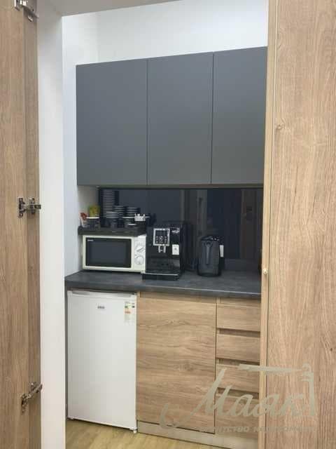Оренда офісу площею 250 м² / Бізнес-центр «Самміт»