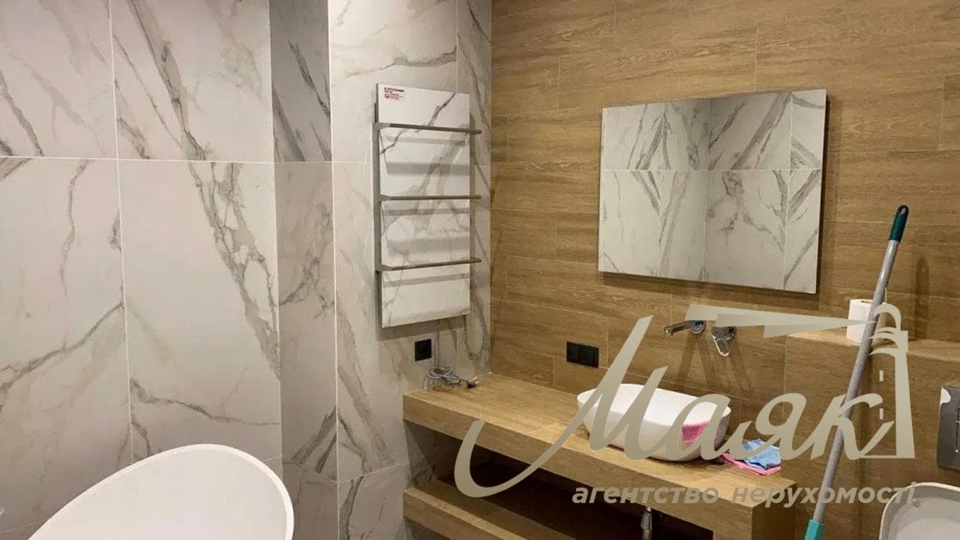 Оренда 3-кімнатної квартири в ЖК Ярославів Град, 82м², Львівська площа, Центр, Київ