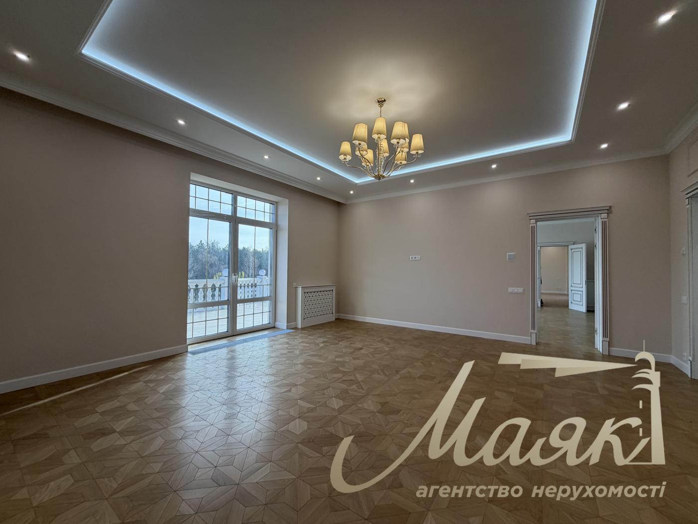 Продажа дома 418.6м2 с выходом до воды, участок 50 соток в КГ "Dream Village", с. Лебедевка