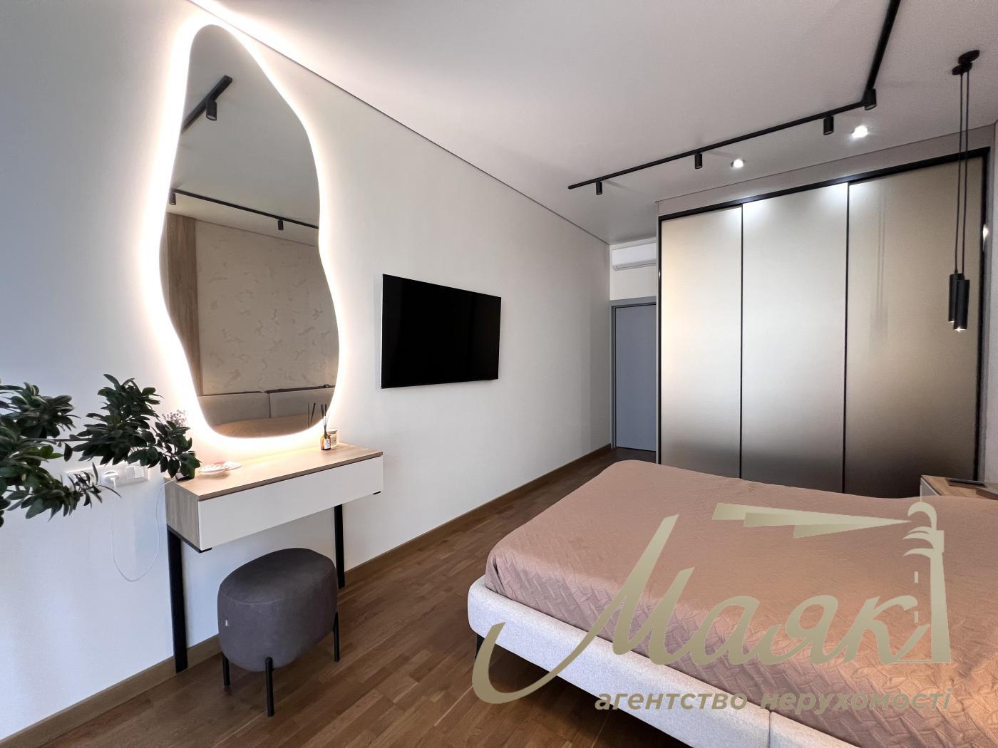 Продажа 3-комнатной квартиры с террасой в ЖК «Итальянский квартал» Оболонский район