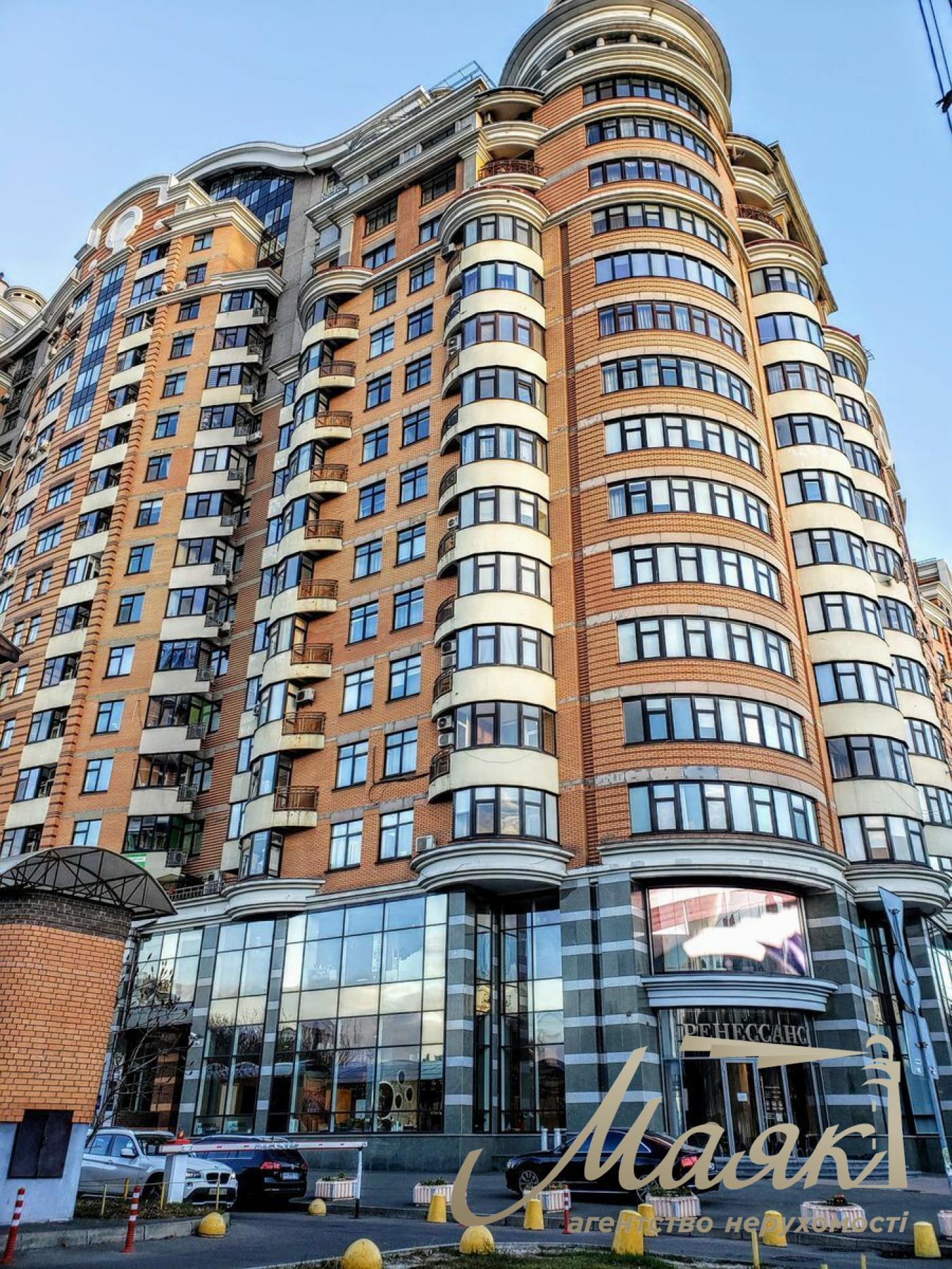 Оренда 3 кімнатної квартири на Печерську, бул.Лесі Українки