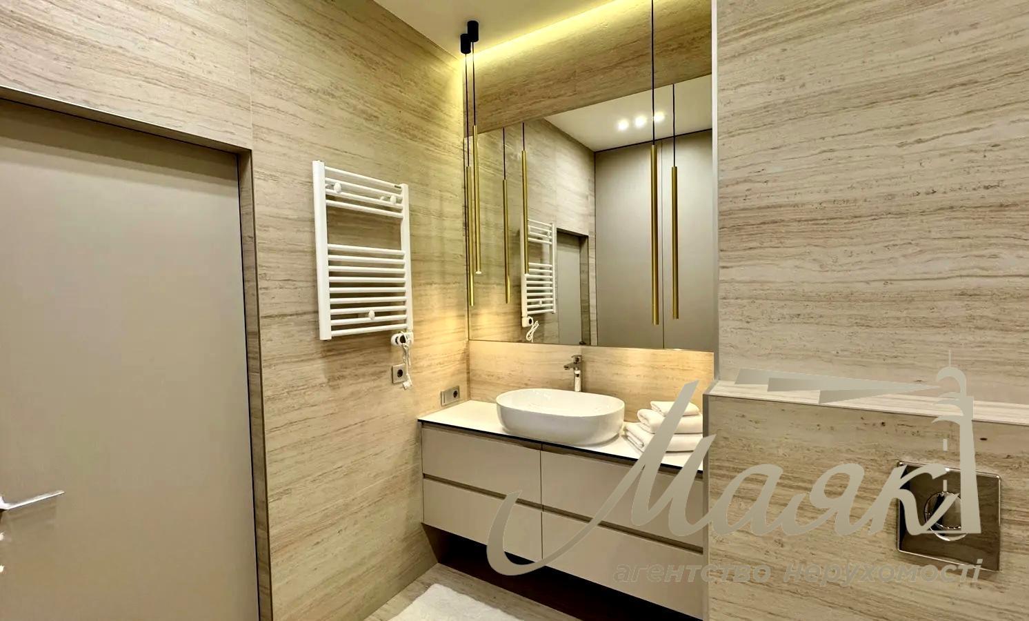 Продаж 3-х кімнатної квартири в ЖК Бульвар Фонтанів Саперне Поле вул., 5