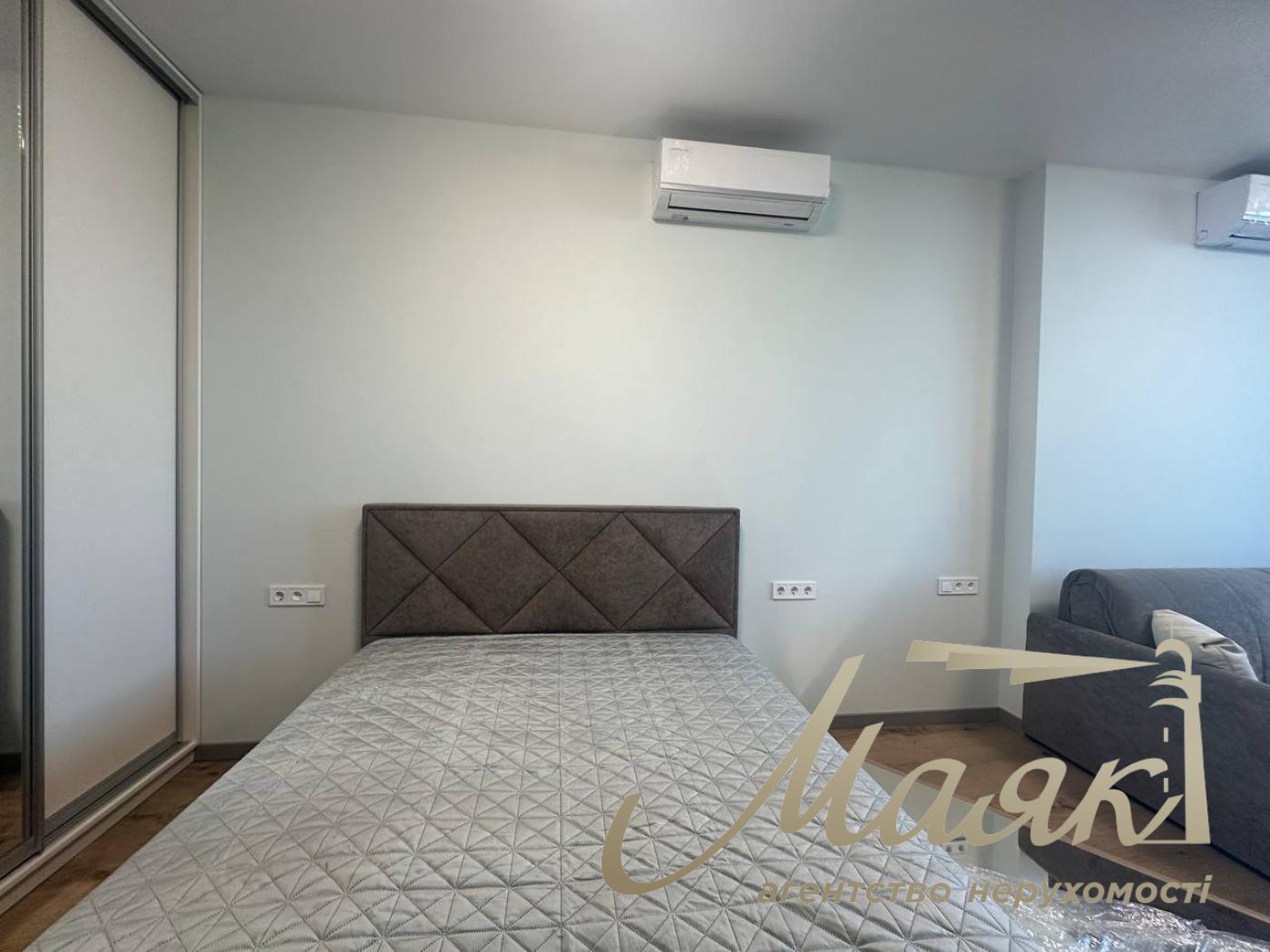 Оренда 1 кімнатної квартири в ЖК Manhattan City, проспекте.Берейстейський 11, Політехнічний інститут.