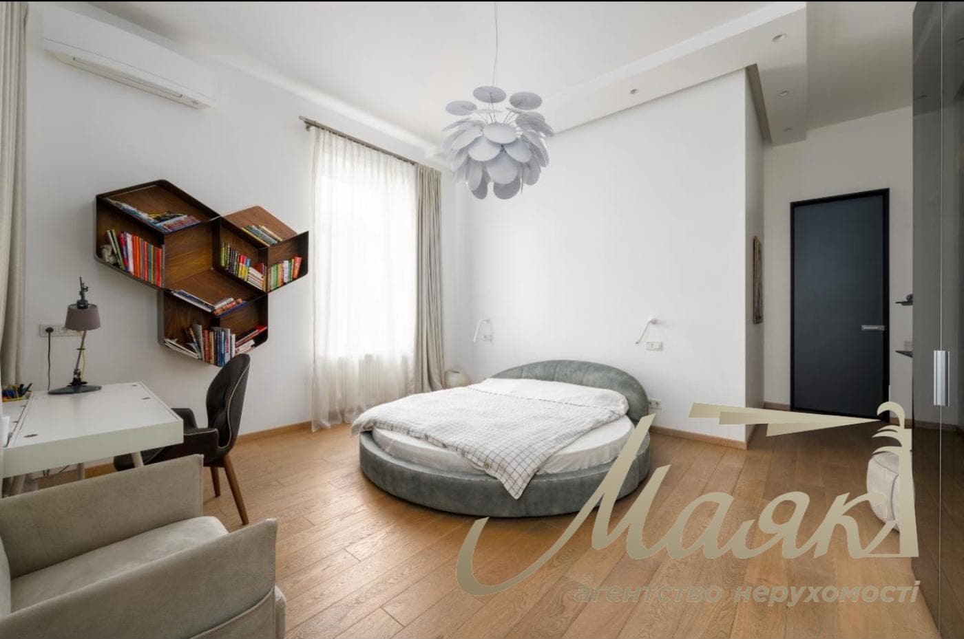 Оренда 5-кімнатної квартири площею 200 м², вулиця Антоновича, 17