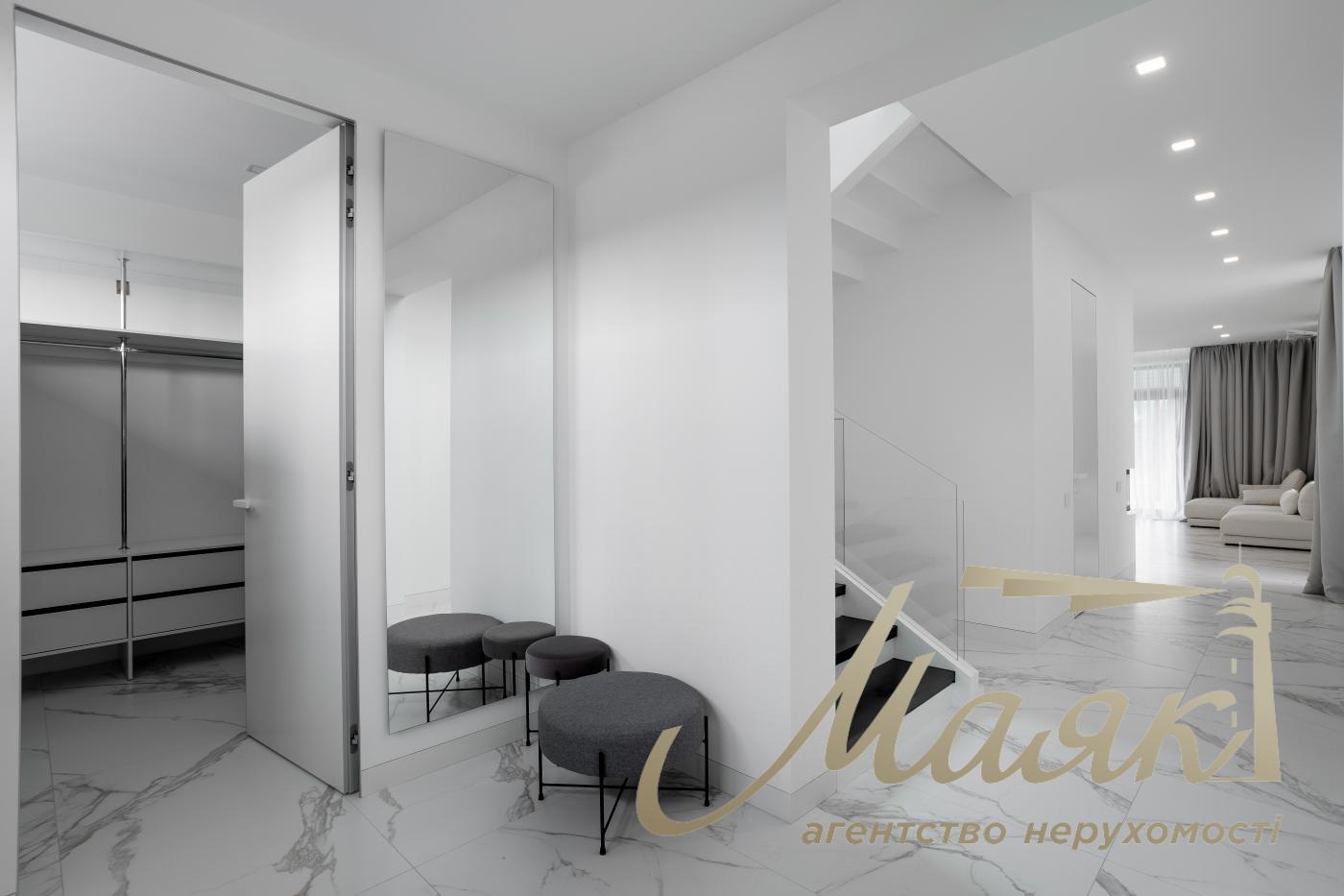 Sale of house 240m2 12 acres on Osokorki, next to Osocor Residence