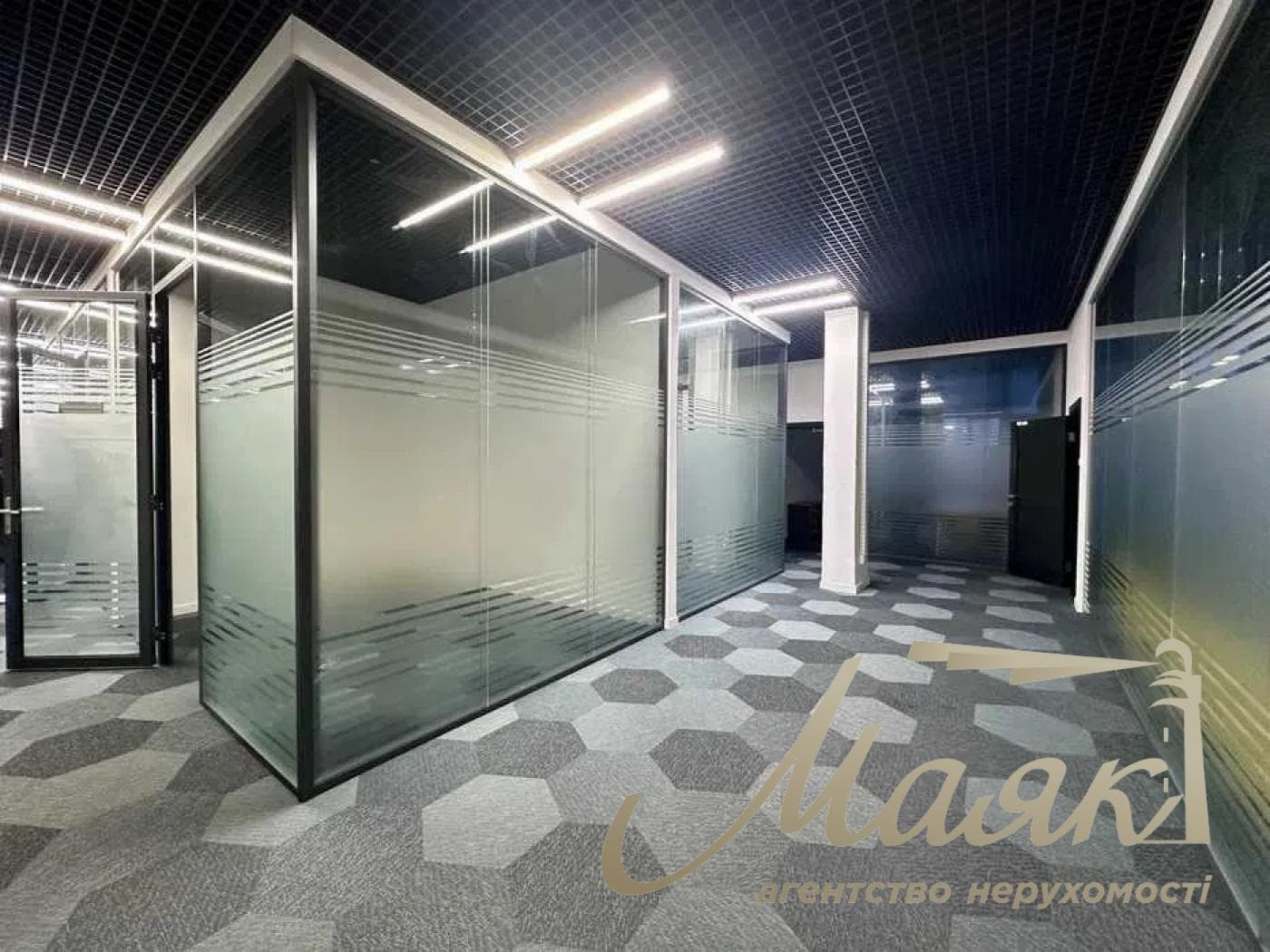 Аренда офиса 1 220м2 в БЦ по ул.Лаврская, Печерский район.