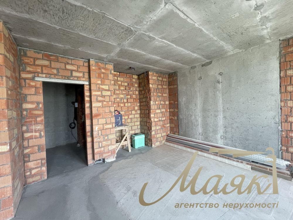 Продаж квартири з гарним видом площею 44 м², ЖК «Славутич», Лівий берег