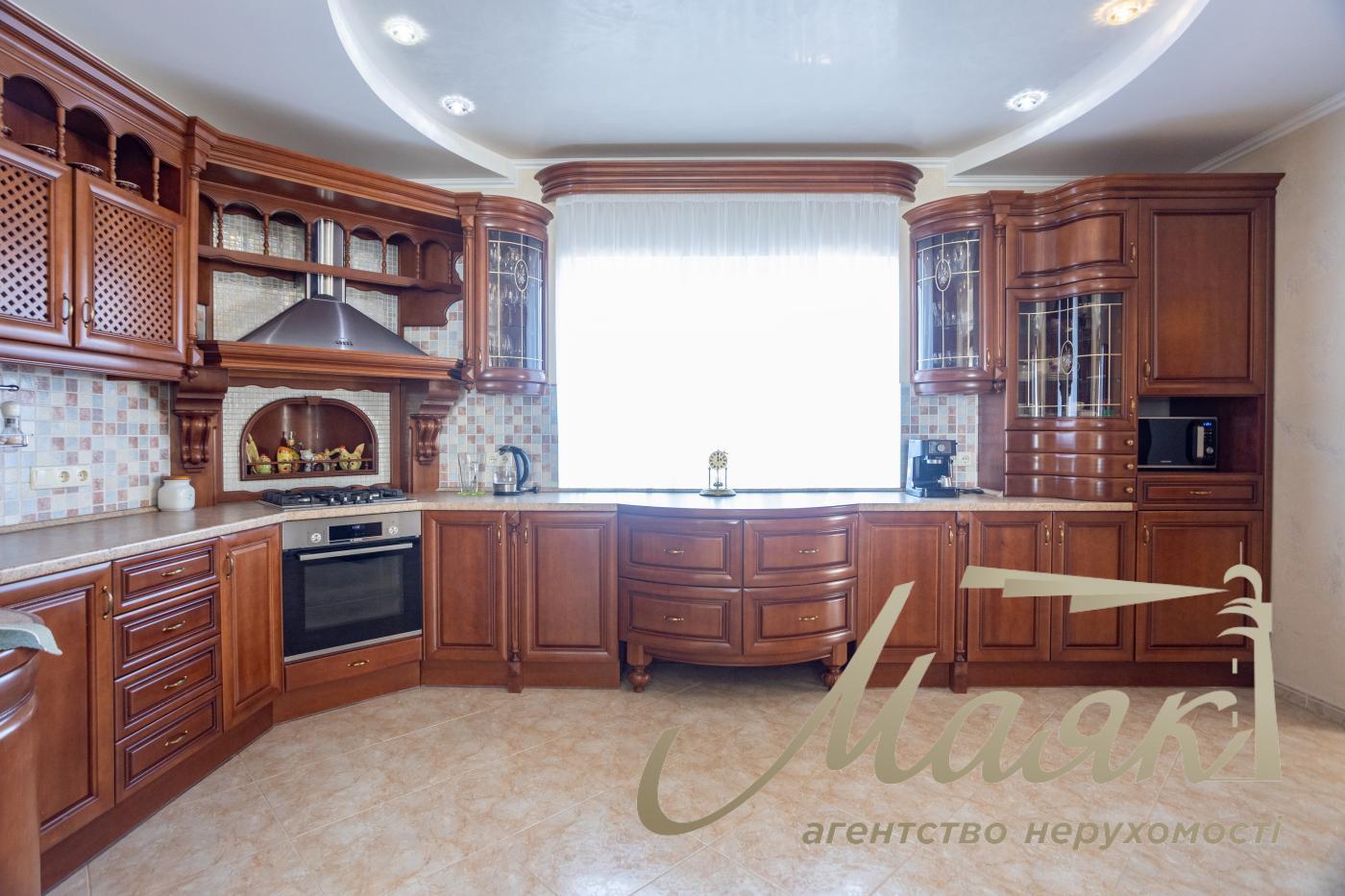 Продаж будинку Березівка, купити будинок в Березівці, будинок житомирское направавление купити, будинок з басейном купити Київська область