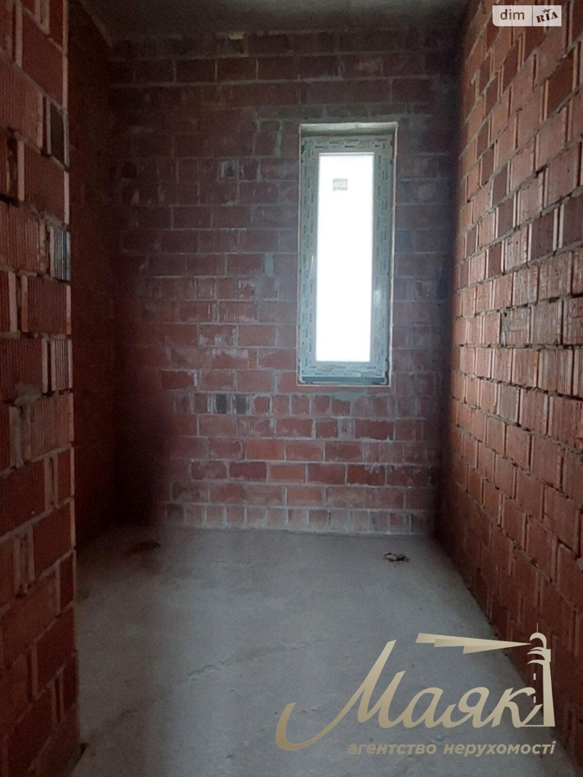 For sale 2 storey house with a plot of 5 hectares, 163 sq. m, 4 rooms, on Marshal Voroshilova St. - ID 33446966
