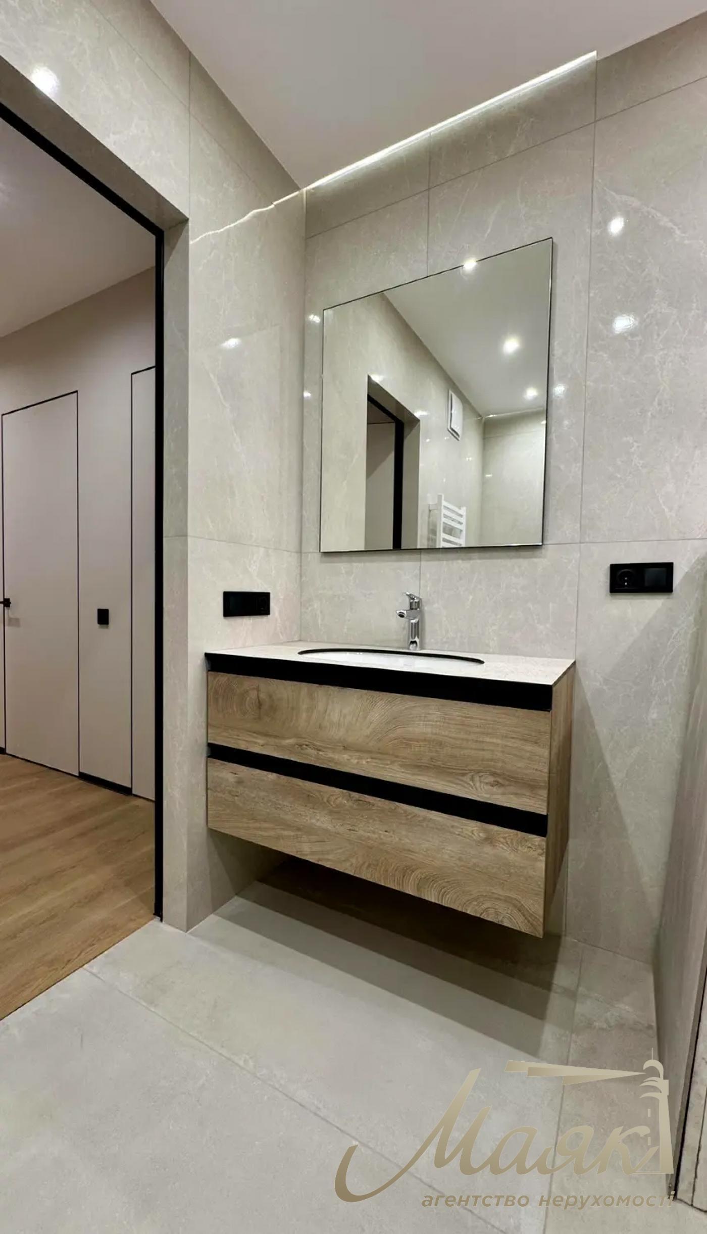 Продаж 3-к квартири ЖК Варшавський Плюс, Поділ, Виноградар