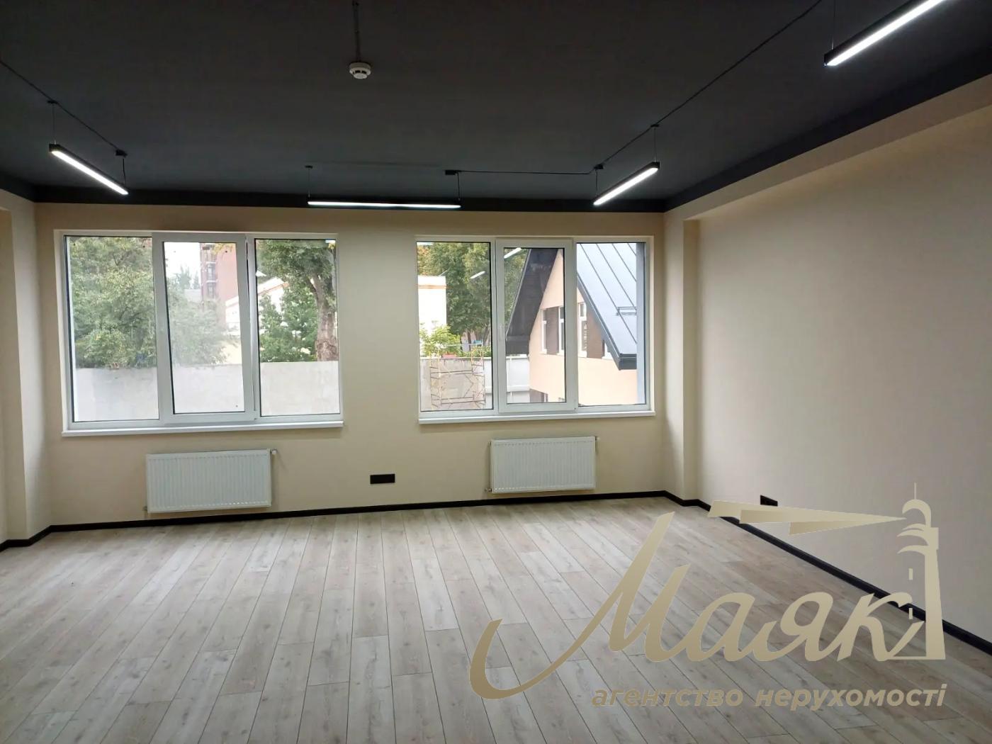 Оренда офісу 940м2 по вул.Преображанська 25, Солом'янський район.