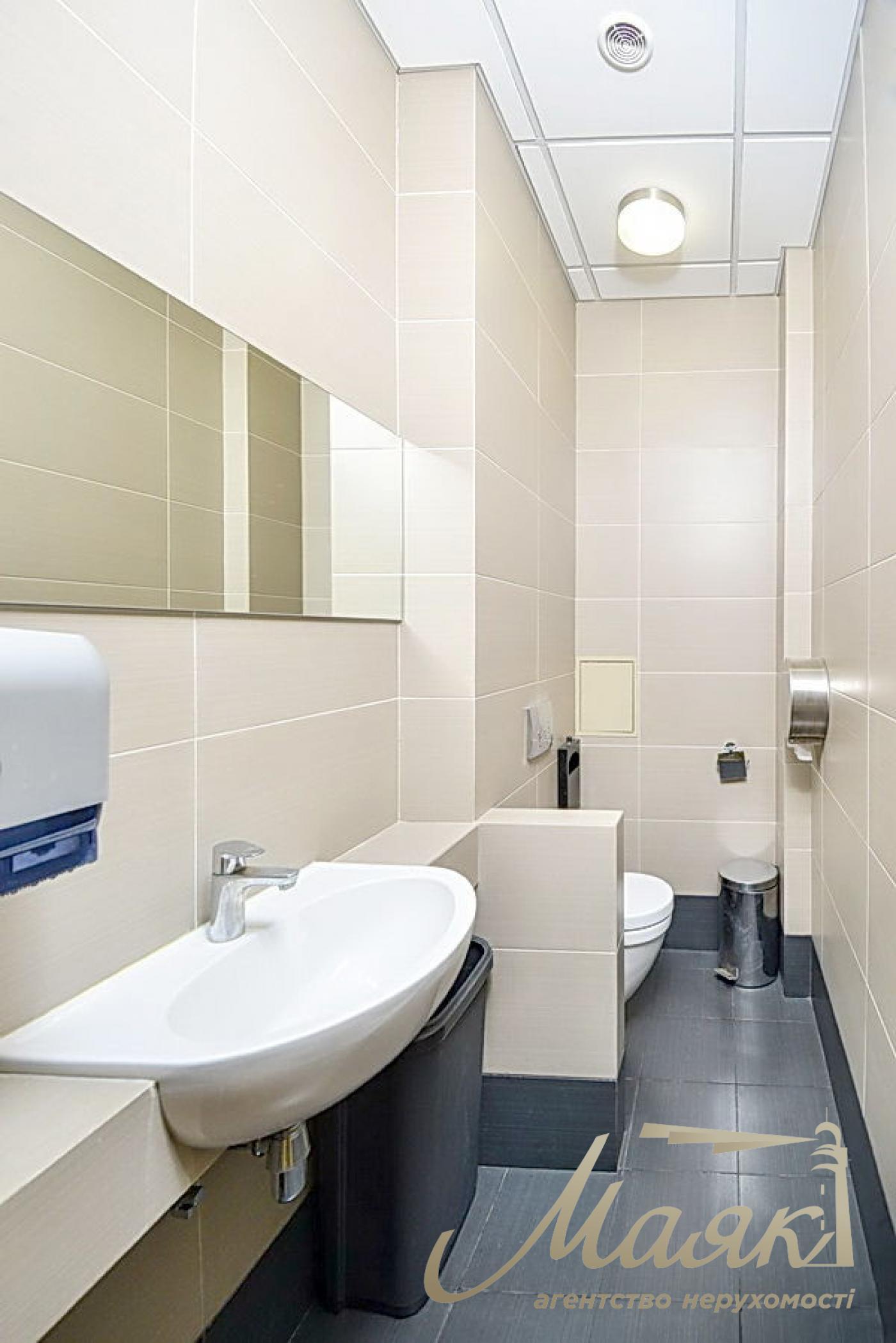 Оренда офісу 330 м2, вул. Антоновича Володимира (Горького) 172, БЦ- "Палладіум Сіті", Голосіївський р-н, Київ