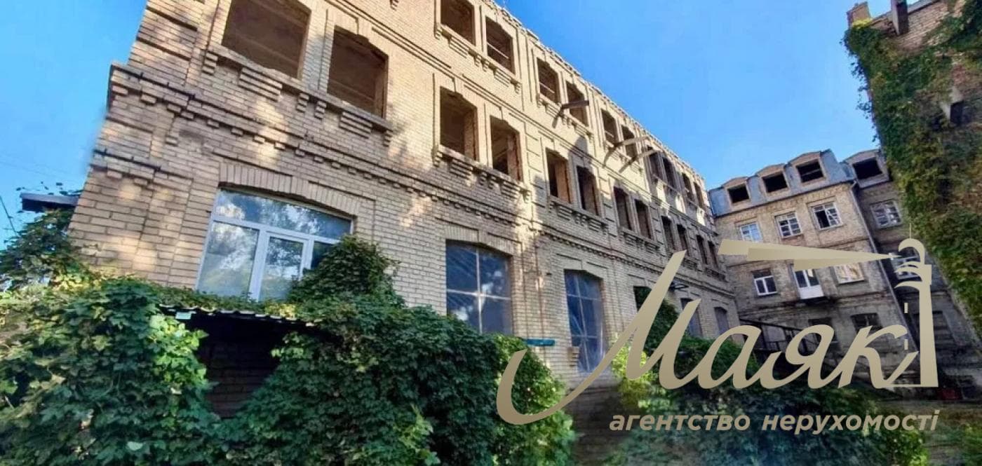 Продажа комплекса нежилых зданий, ул. Спасская, Подол