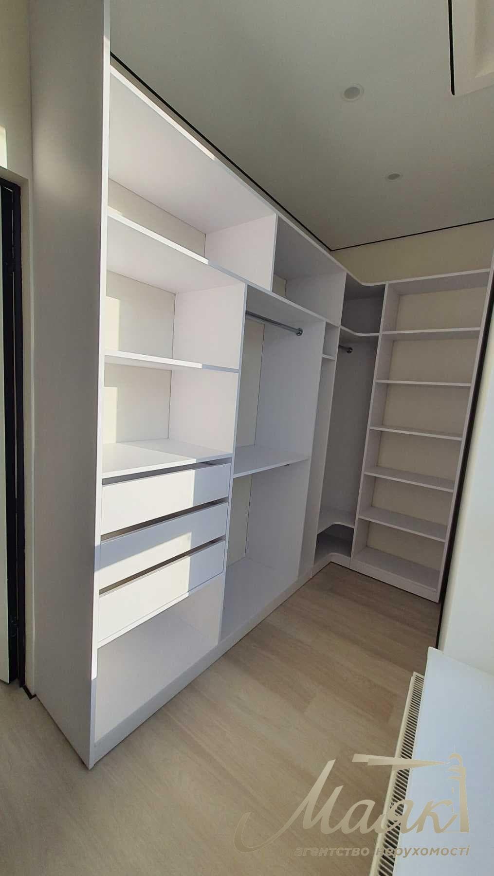 Продаж квартири площею 46 м² у ЖК «Світло Парк» / вул. Столичне Шосе, 1 / Голосіївський район