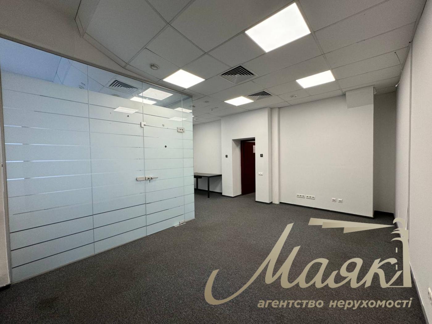 Office for rent 924m2 in BC Merx, Leipzigskaya St., Pechersk