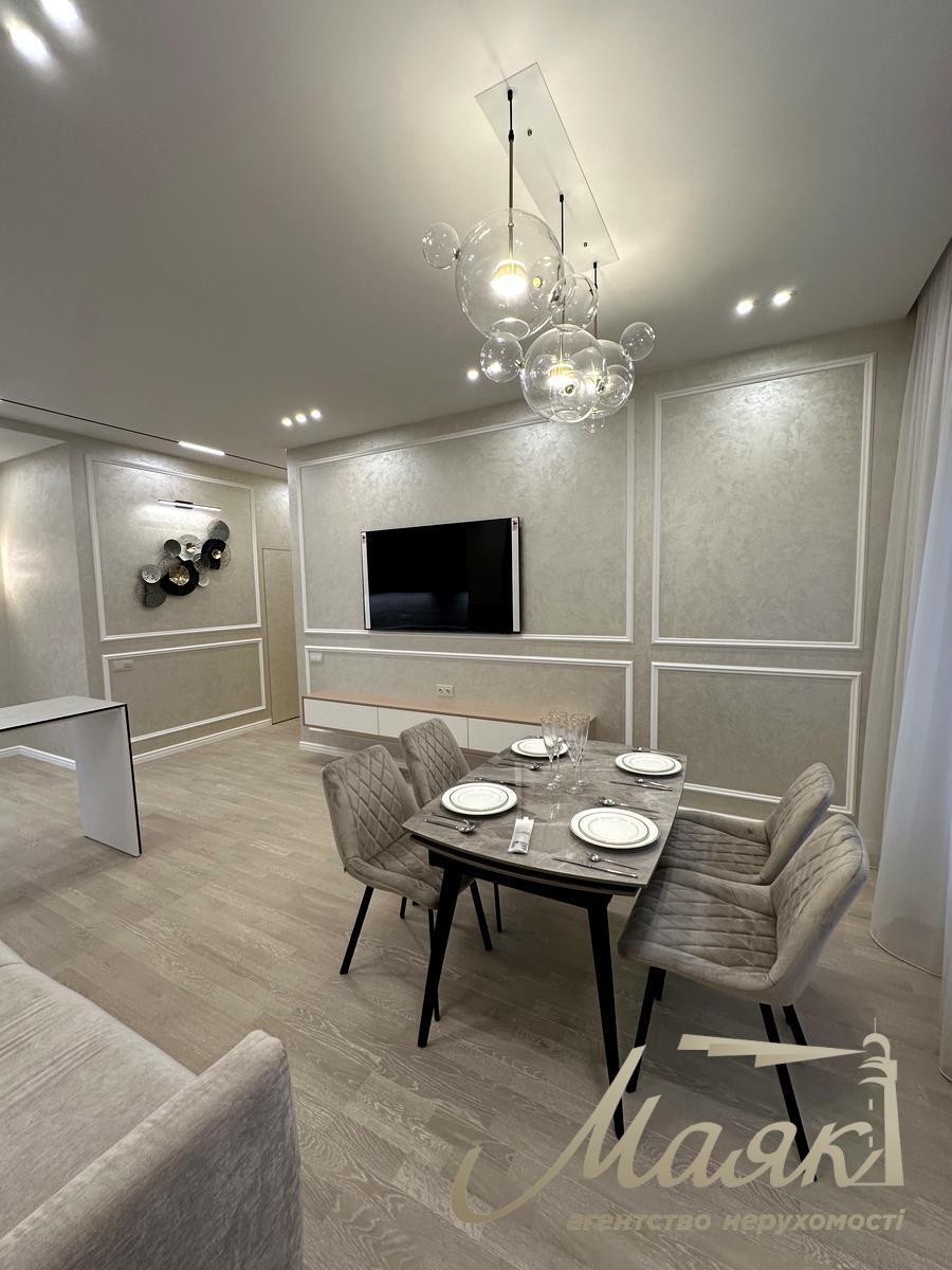 Продаж 3-х кімнатної квартири в ЖК Бульвар Фонтанів Саперне Поле вул., 5