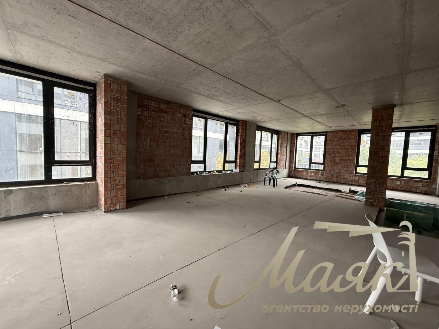 Продажа фасадного помещения 271 м² в ЖК UNIT.Home, ул. Гарета Джонса, Шевченковский район.