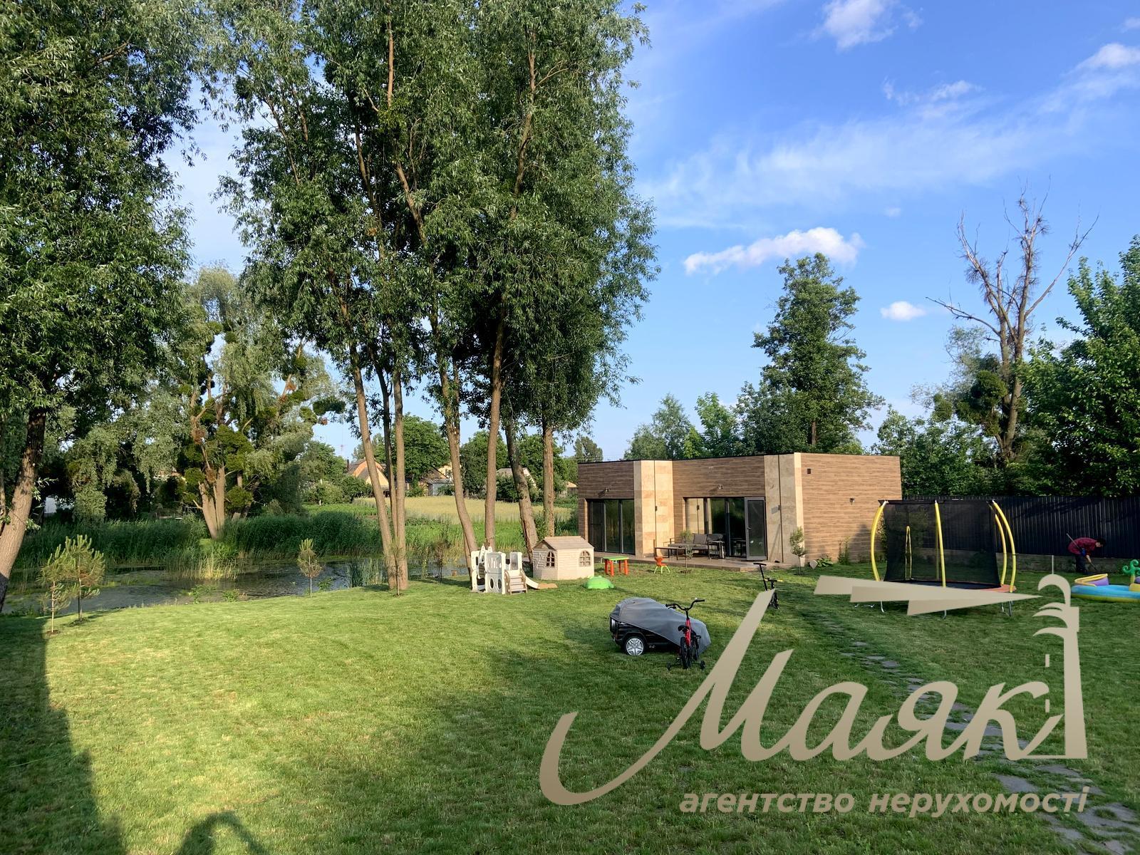 Продаж одноповерхового будинку з прямим виходом до річки - Голосіївський район, Київ, Чапаєвка/Віта-Литовська.