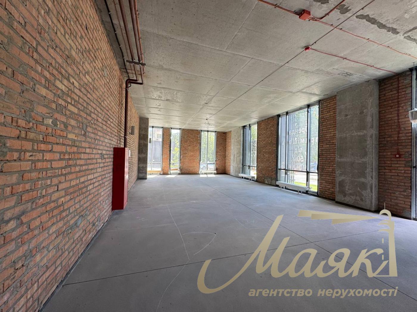 Оренда фасадного 110м2 приміщення ЖК Трініті вул. Тютюнника, 39/2