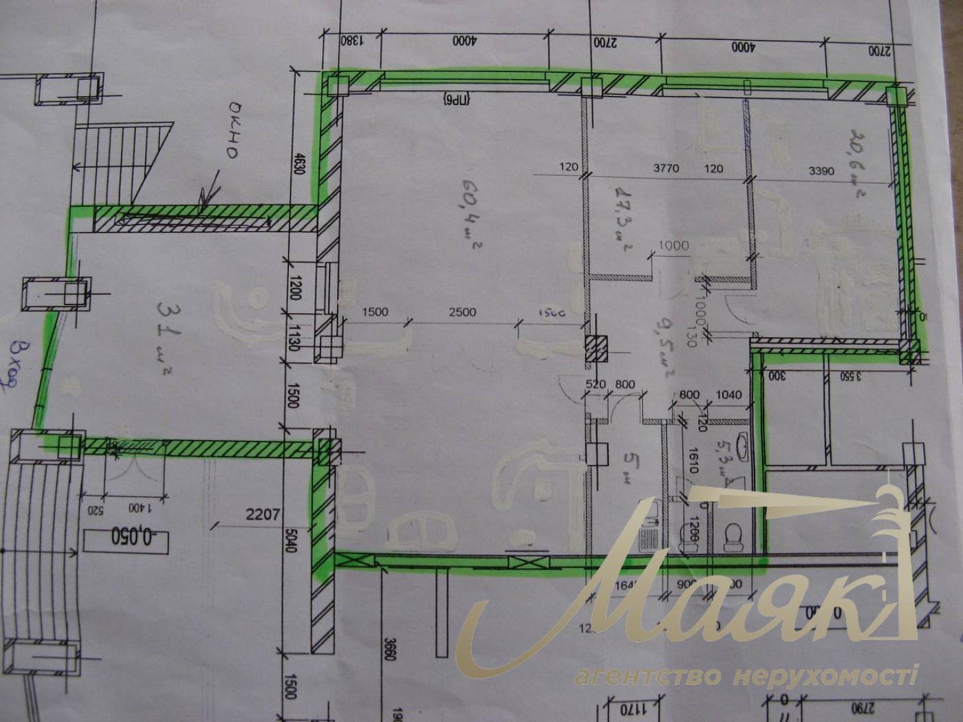 Продаж офісного приміщення в центрі вул. Тургенєвська, 28А-30А