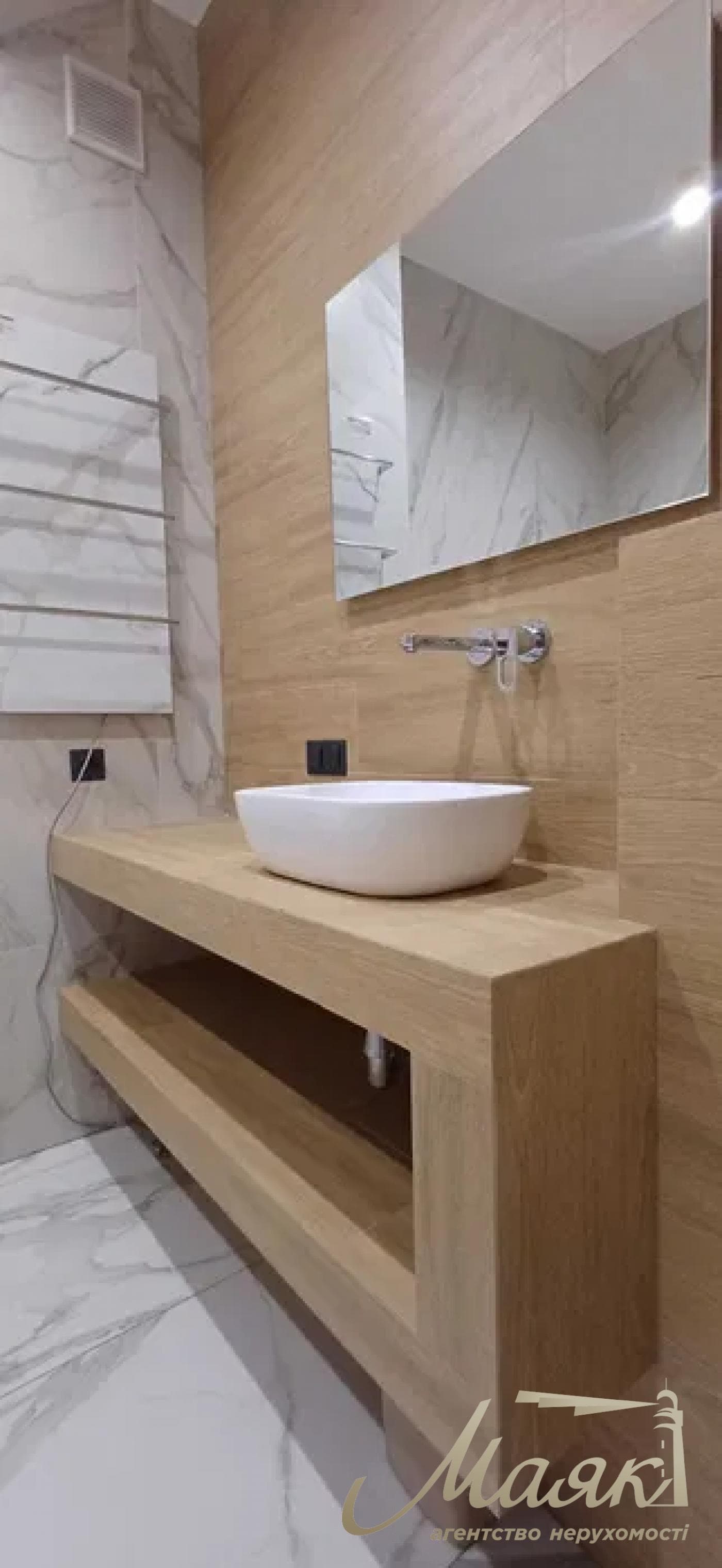 Оренда 3-кімнатної квартири в ЖК Ярославів Град, 82м², Львівська площа, Центр, Київ