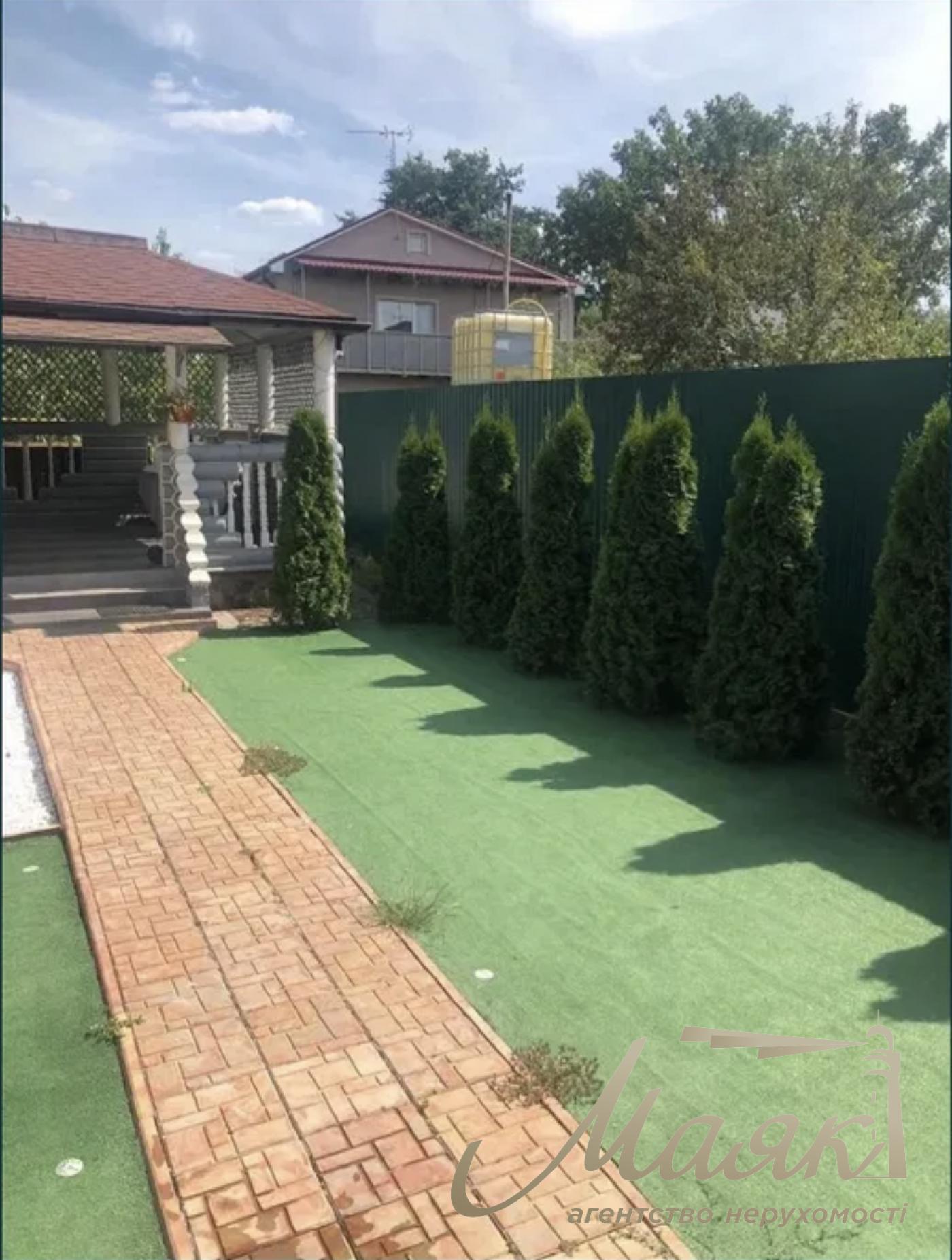 Оренда 2-х поверхового будинку 250м2 , Круглик