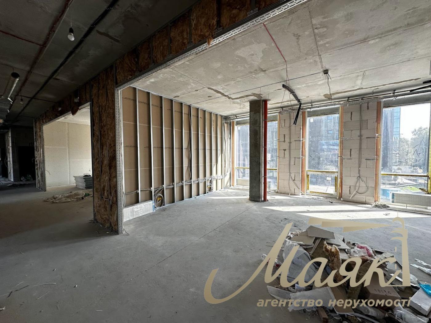 Rent condominium 4200М2 in BC Trinity, 1 Tovarna str., Pechersk