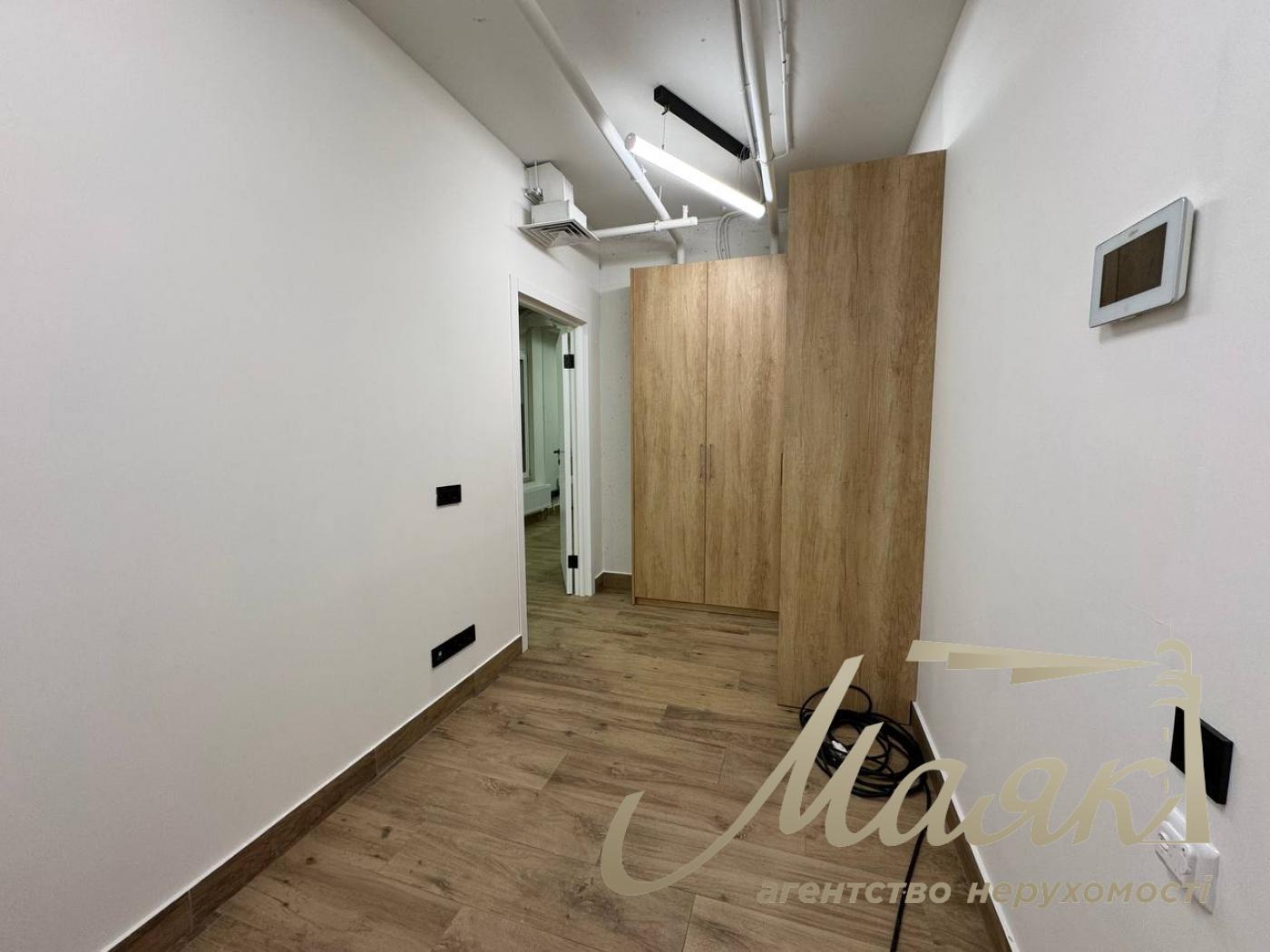 Оренда комерції 90м2, ЖК Севен.