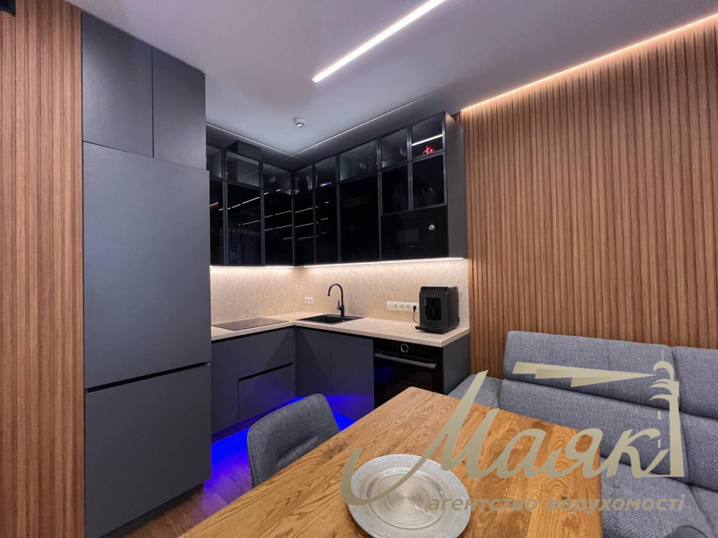 Sale of a 1-room apartment with a view, 63 m3 in the Taryan Towers residential complex