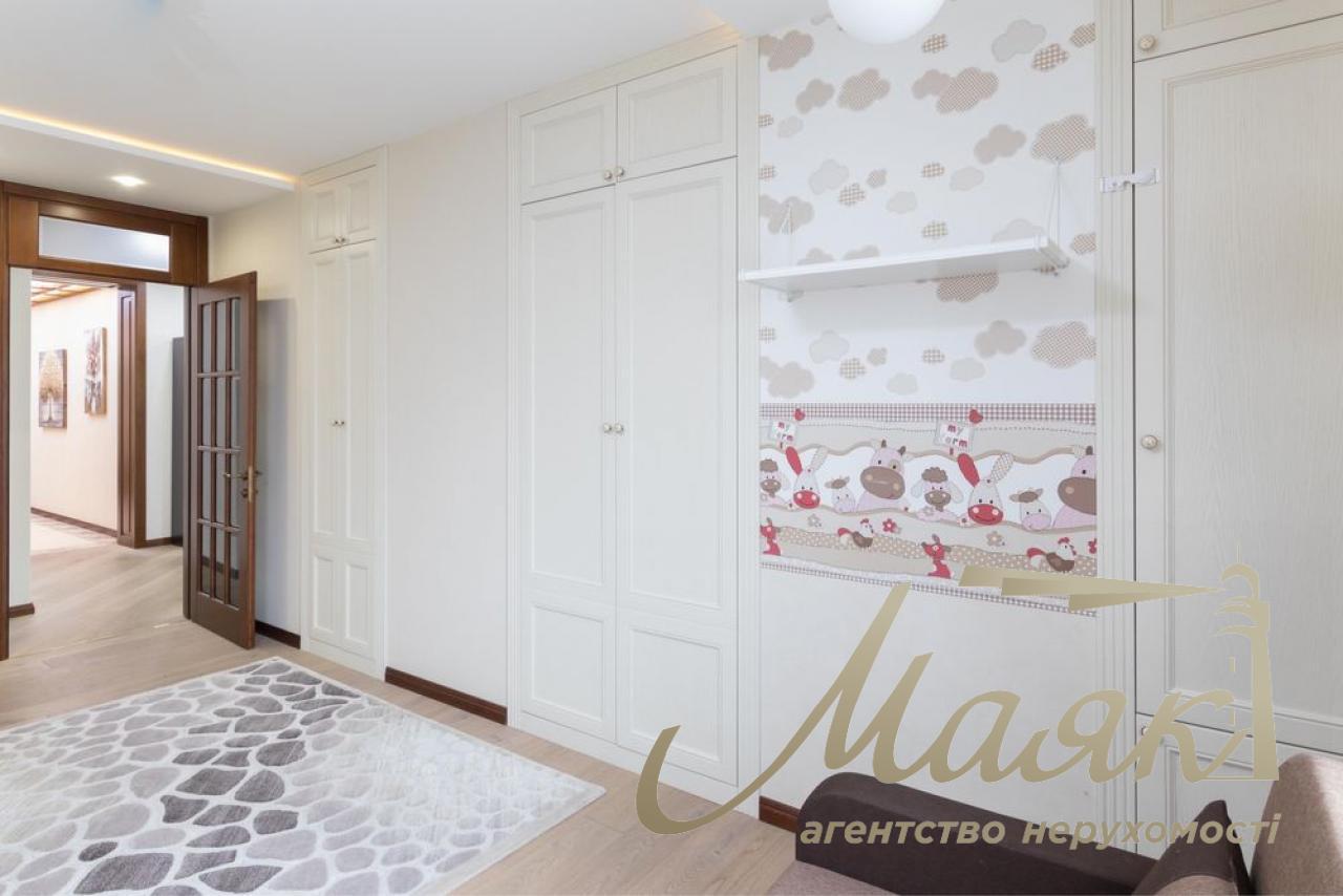 БЕЗ% Продаж 4 до квартири ЖК Златоустівський вул. Дмитрівська 75, 180м2, Шевченківський район