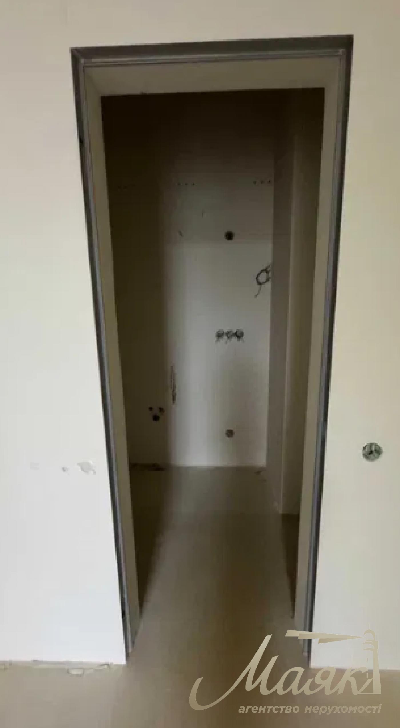 Оренда фасадного приміщення 118м2 в ЖК "Ярославів Град" Золоті Ворота