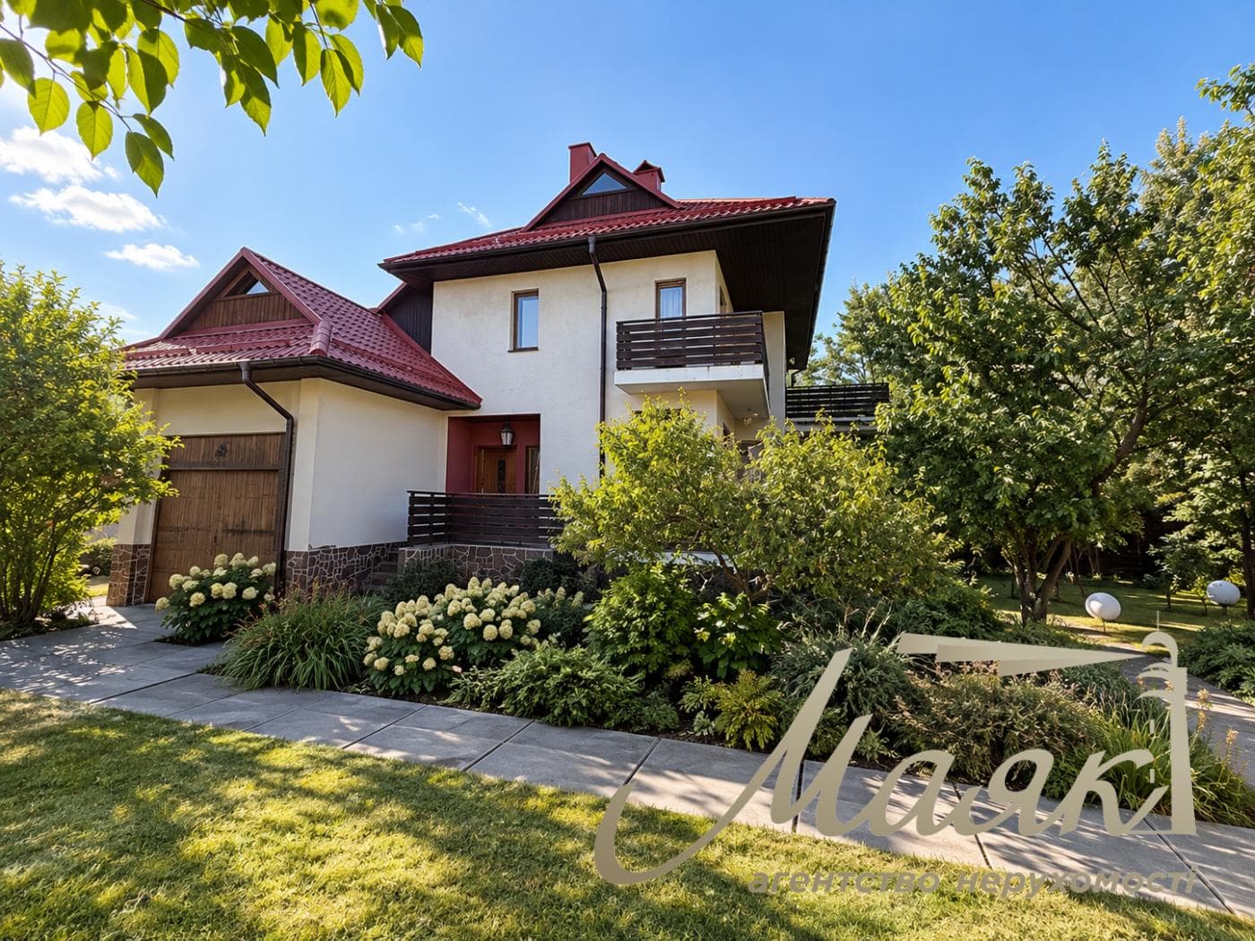 For rent: a two-story house in the town of Kozin/Koncha-Zaspa—207.9 m², 18.55 sotok, Anatoliy Solovyanenko Street, Obukhov direction, Kyiv Oblast.