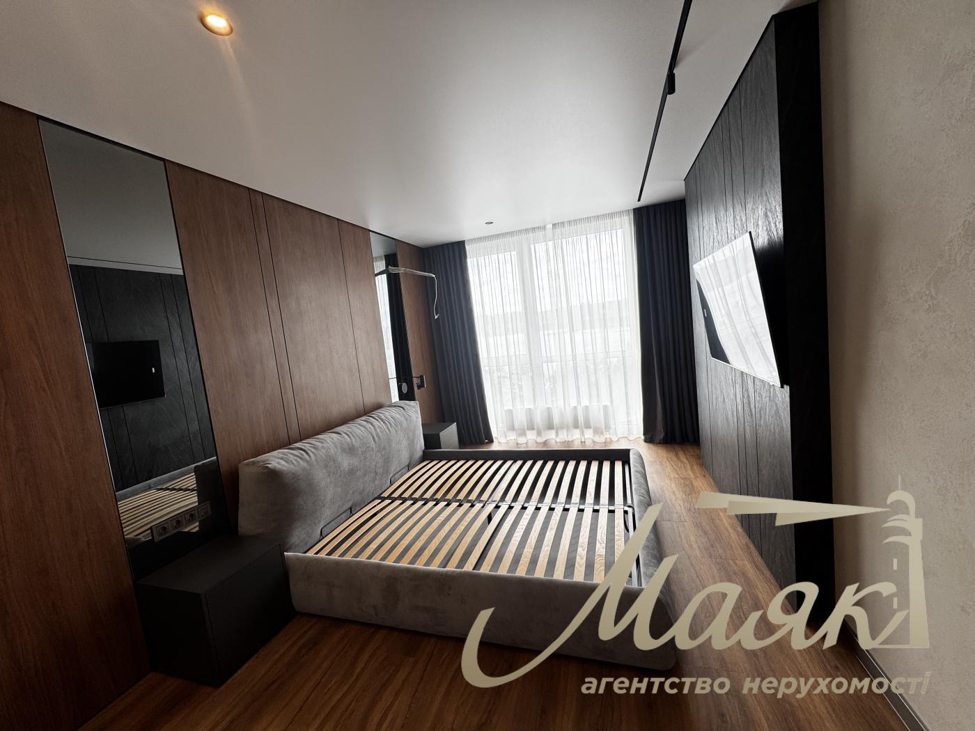 For sale 3-bedroom apartment in LCD Great
