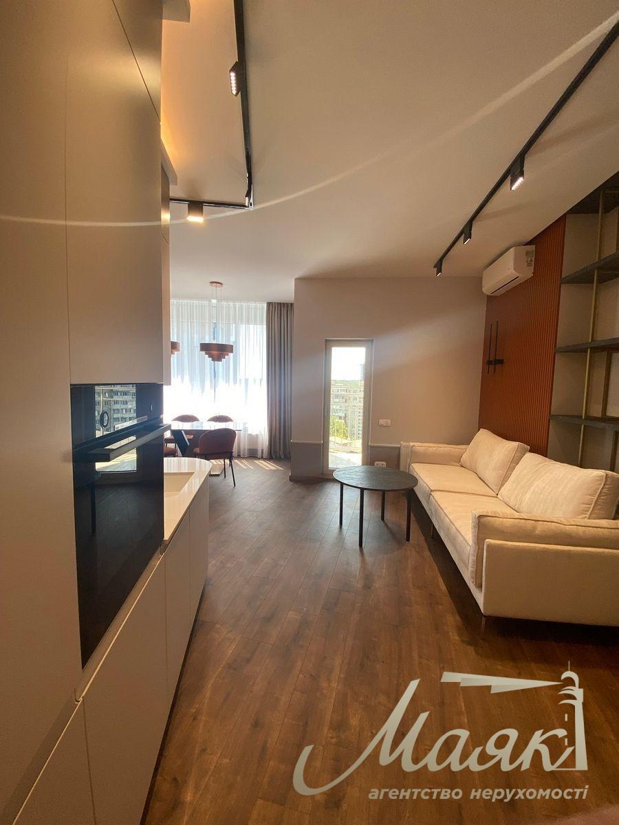 Оренда 4-х кімнтаної квартири в ЖК Busov Hill, Звіринецька.