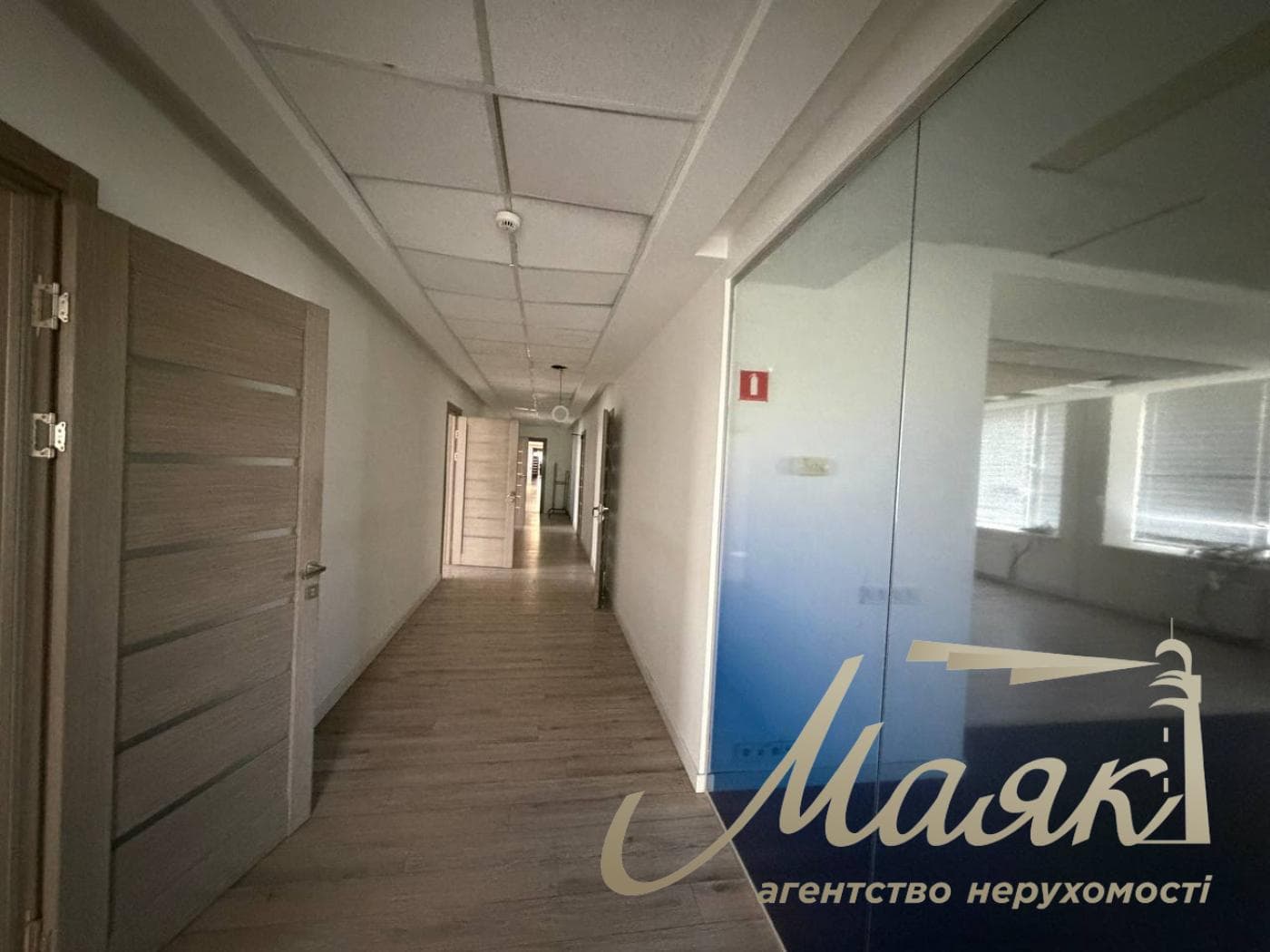 Оренда офісу площею 750 м² у бізнес-центрі «Доміно», вул. Нижній Вал, 51, Поділ.