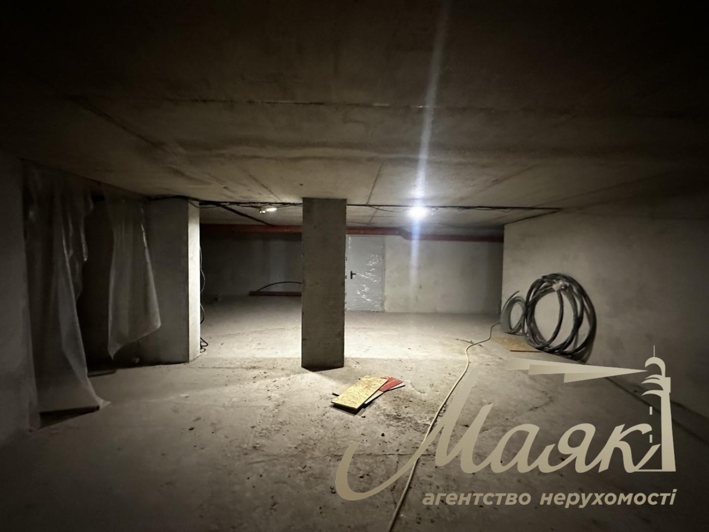 Оренда ОСЗ 3300м2 по вул.Арсенальна 1, Печерськ