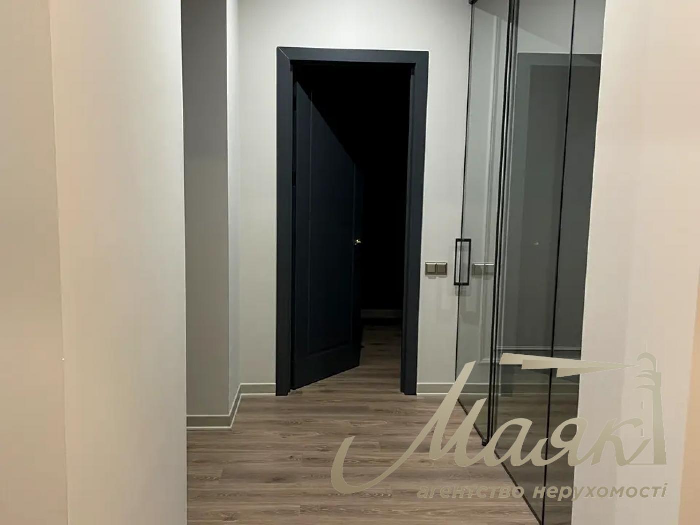 Rent 3-room apartment 75 m², Lutheranskaya street, Center