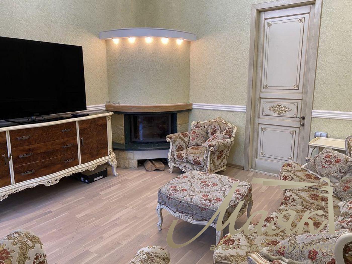 Аренда 4-комнатной квартиры в Центре, стм. Университет, Киев