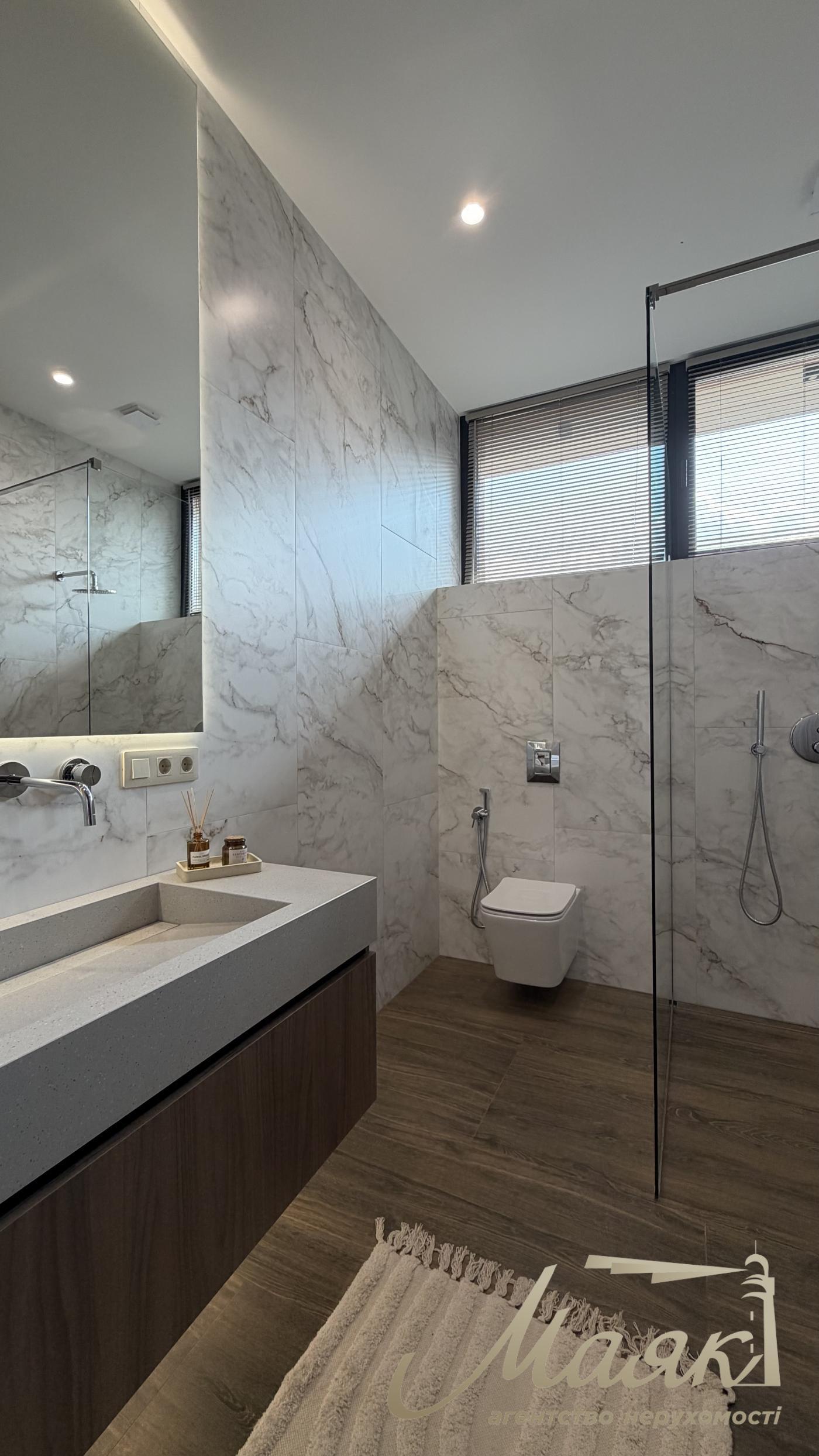 Продаж 2-х поверхового будинку 200м2, КМ Нова Ходосівка