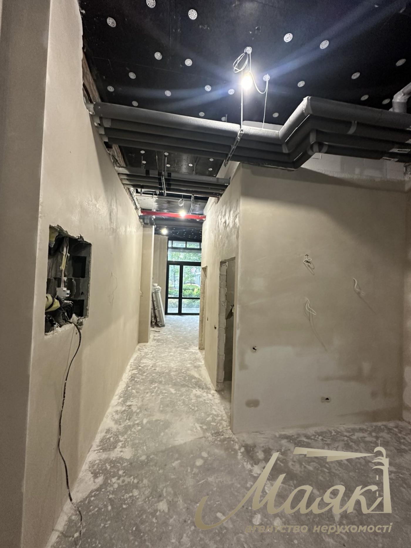 Оренда комерційного приміщення в ЖК Республіка, Голосіївський район.