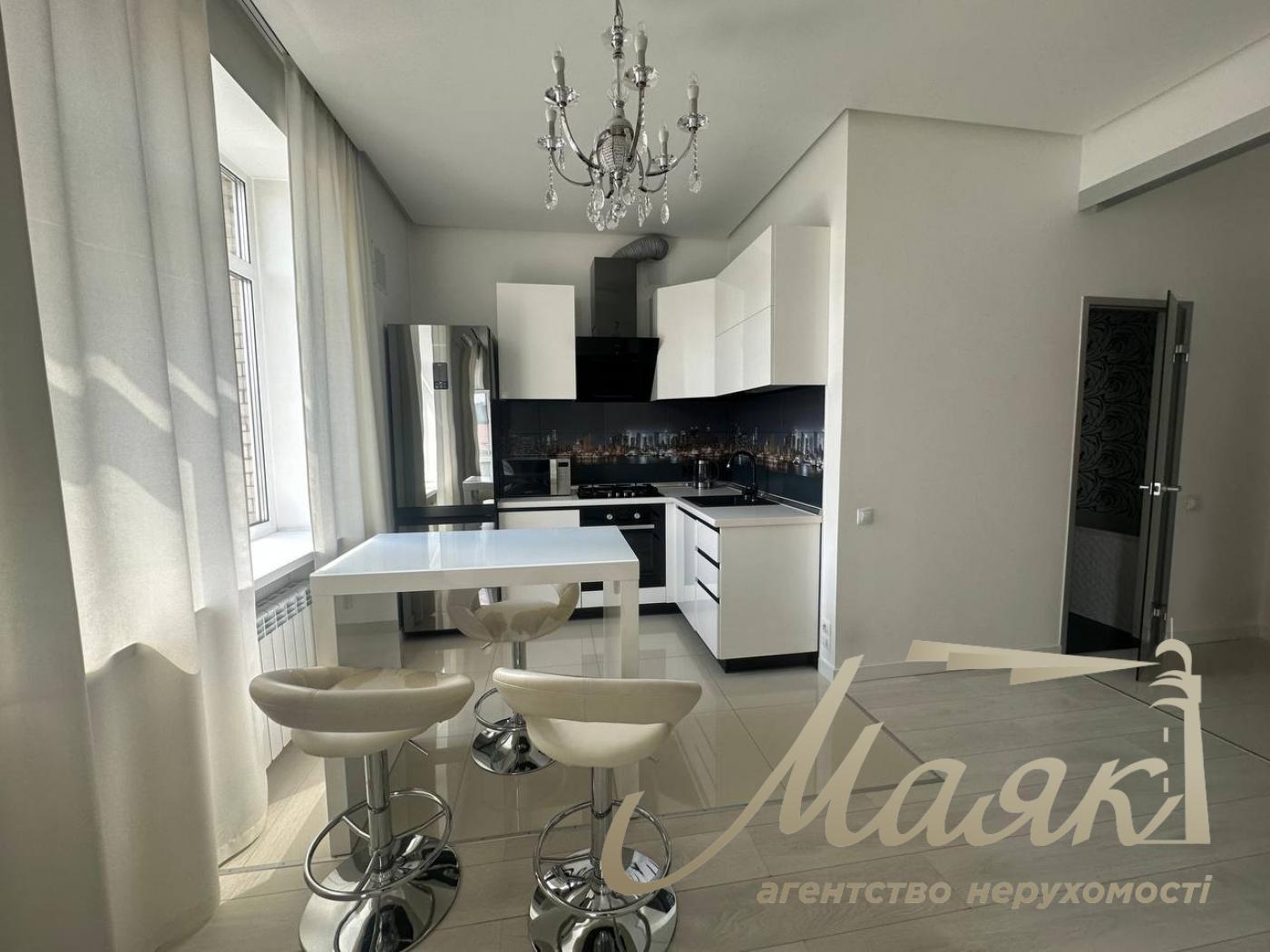 Studio apartment for sale on Olimpiyskaya, Bolshaya Vasilkovskaya str.