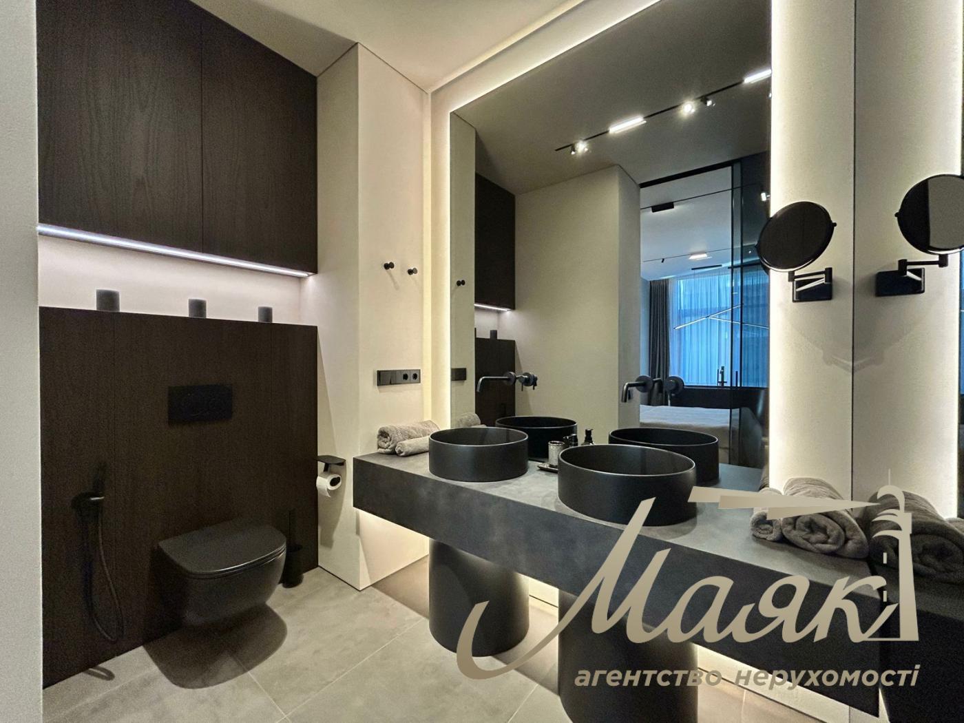 Sale of 2-room apartment residential complex Novopecherskie Lipki, Dragomirova st.