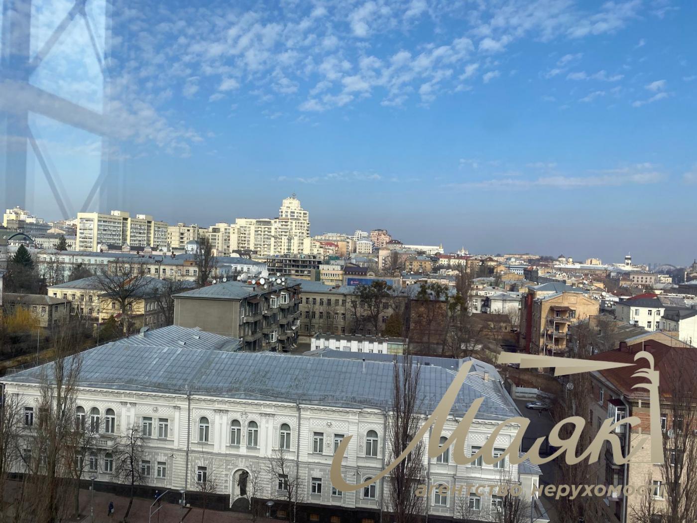 Оренда офісу 216 м2 на бульвар Тараса Шевченка, Центр