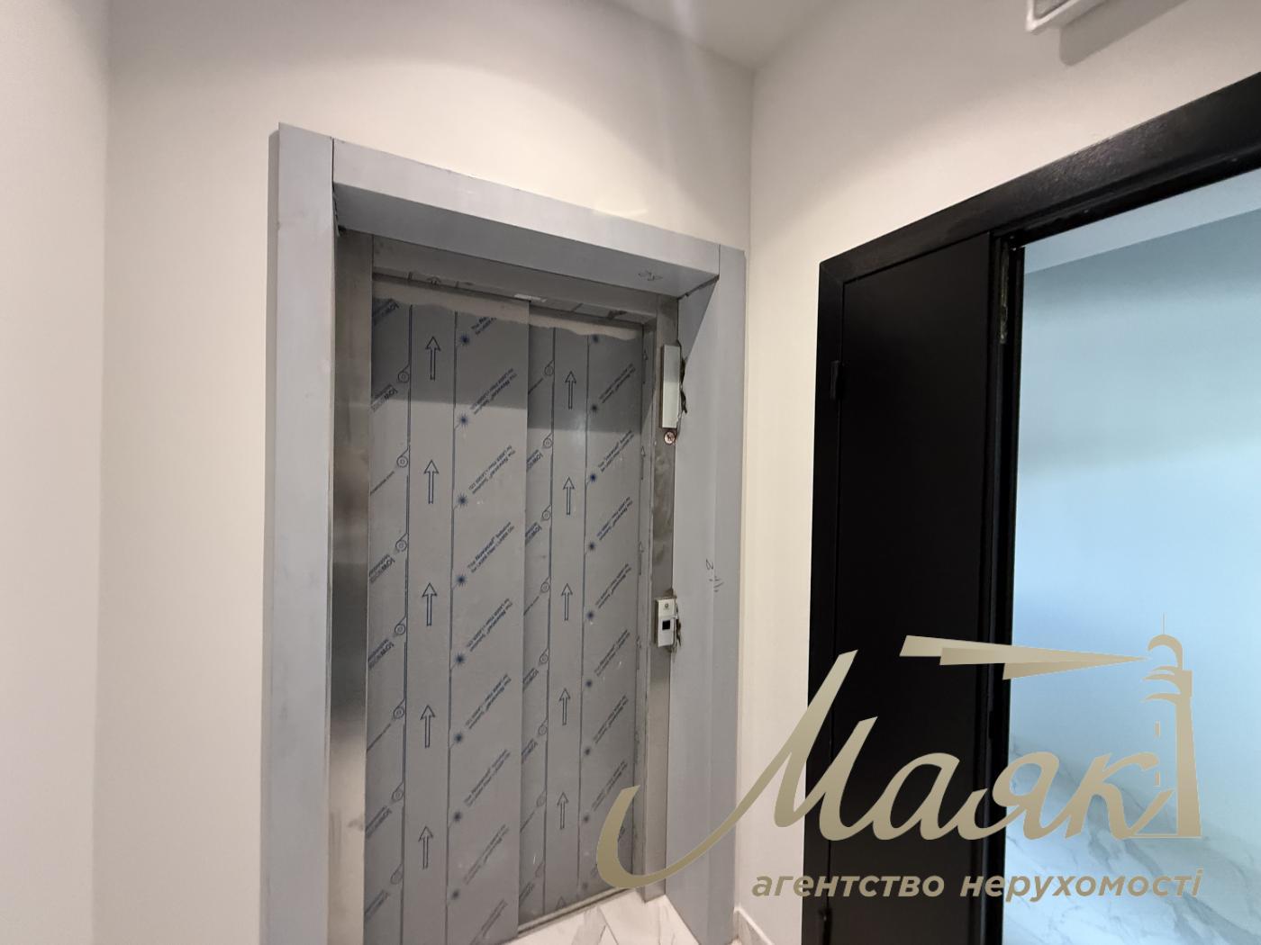 Оренда фасадного 110м2 приміщення ЖК Трініті вул. Тютюнника, 39/2