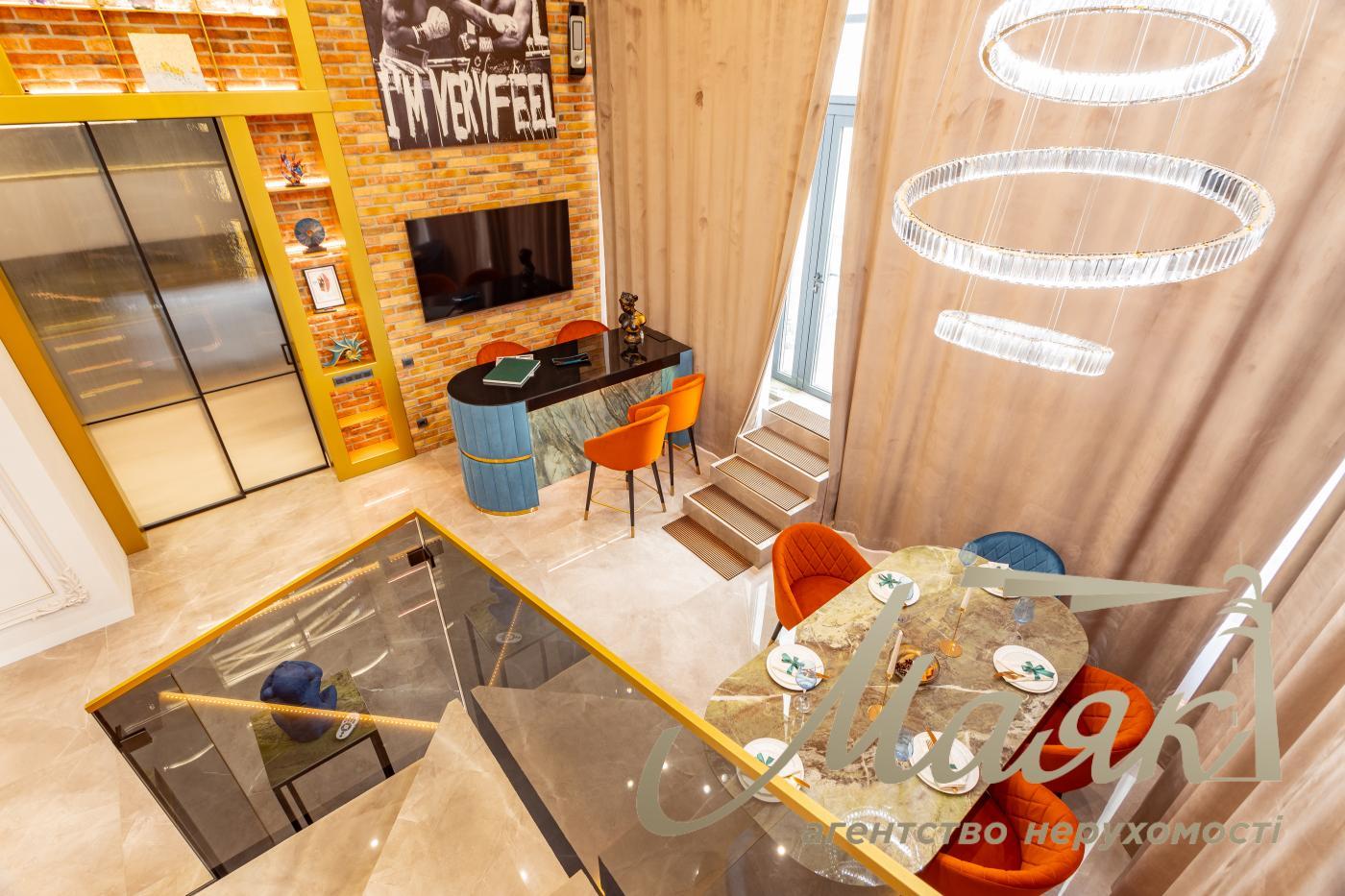 Продаж пентхауса 195 м² з терасою та дизайнерським ремонтом у ЖК Park Avenue VIP, Київ