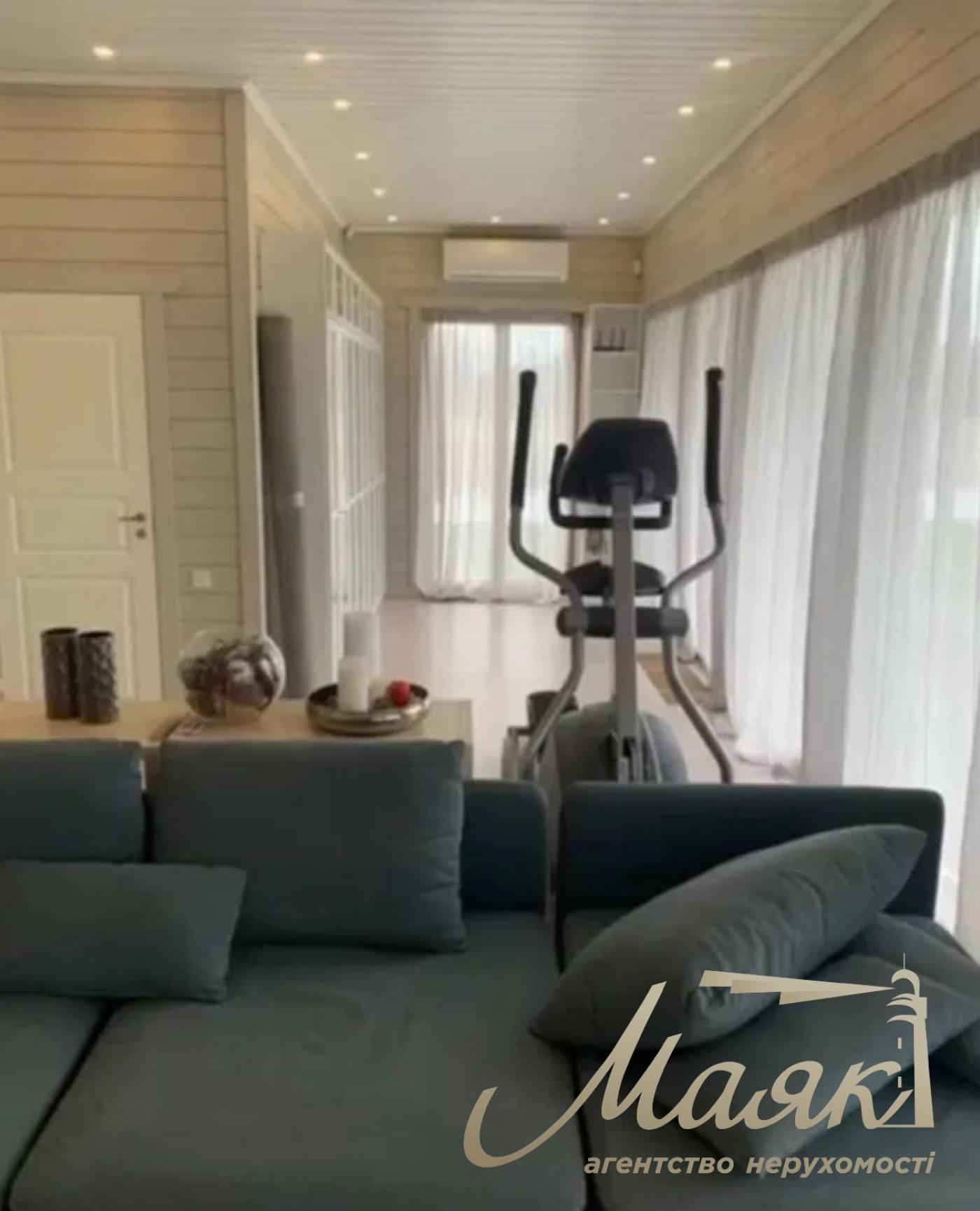 Оренда затишного будинку 280м2 з видом на озеро в Конча-Заспі, Хутір Мрігі.