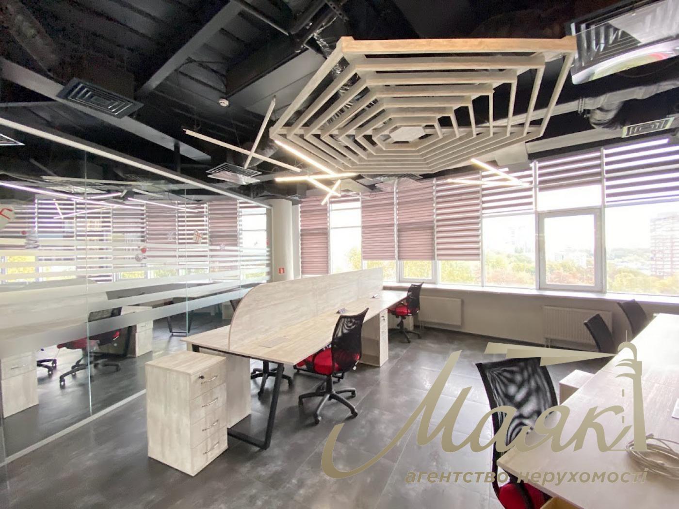 Оренда офісу 330м2 вул.Старонаводницька 4, Печерськ